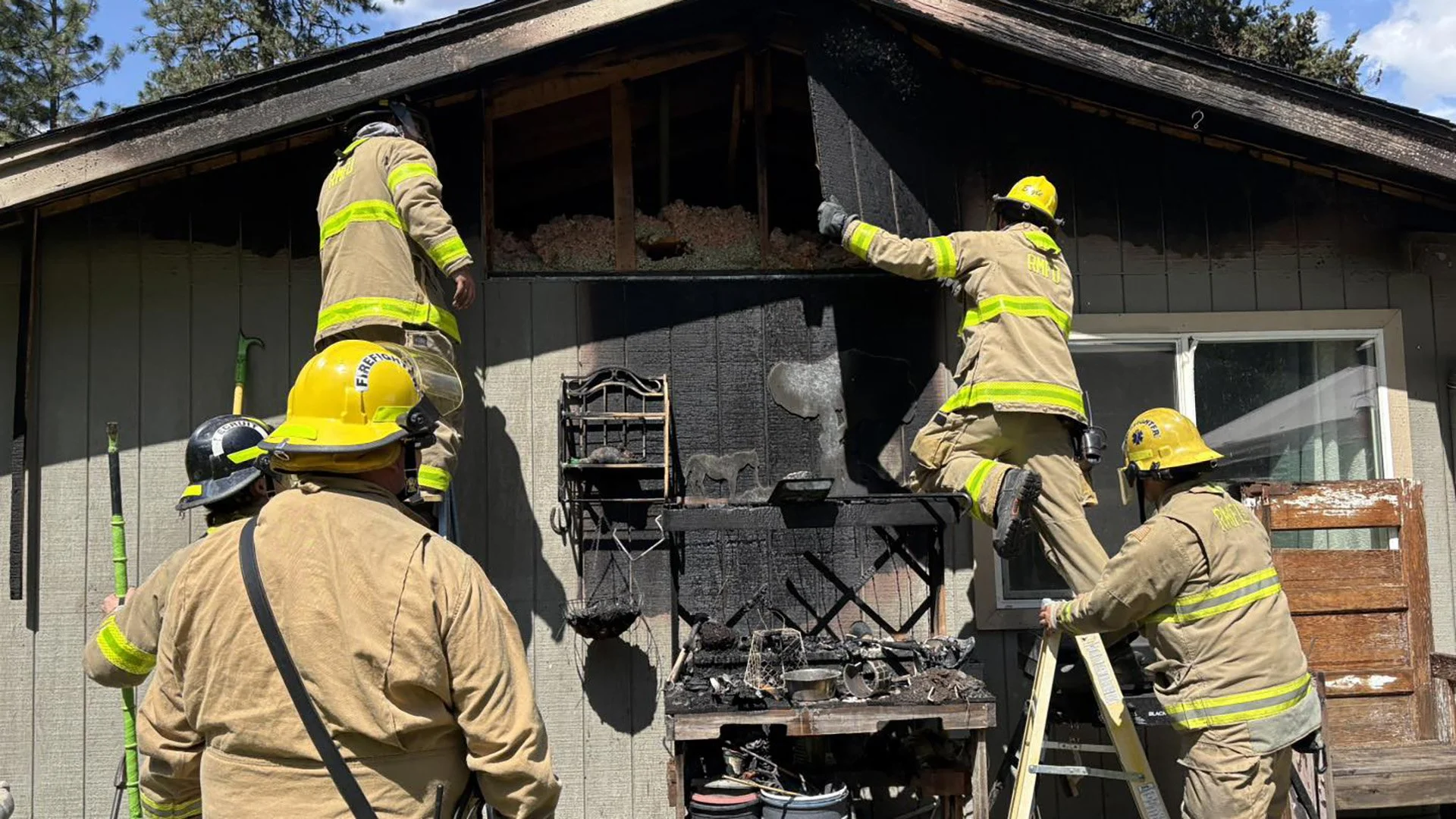 Fire Pit Ember Sparks House Fire Near Colonial Valley