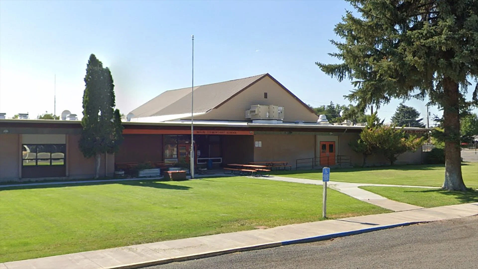 Lockdown Lifted at Malin Elementary After Suspicious Activity Report