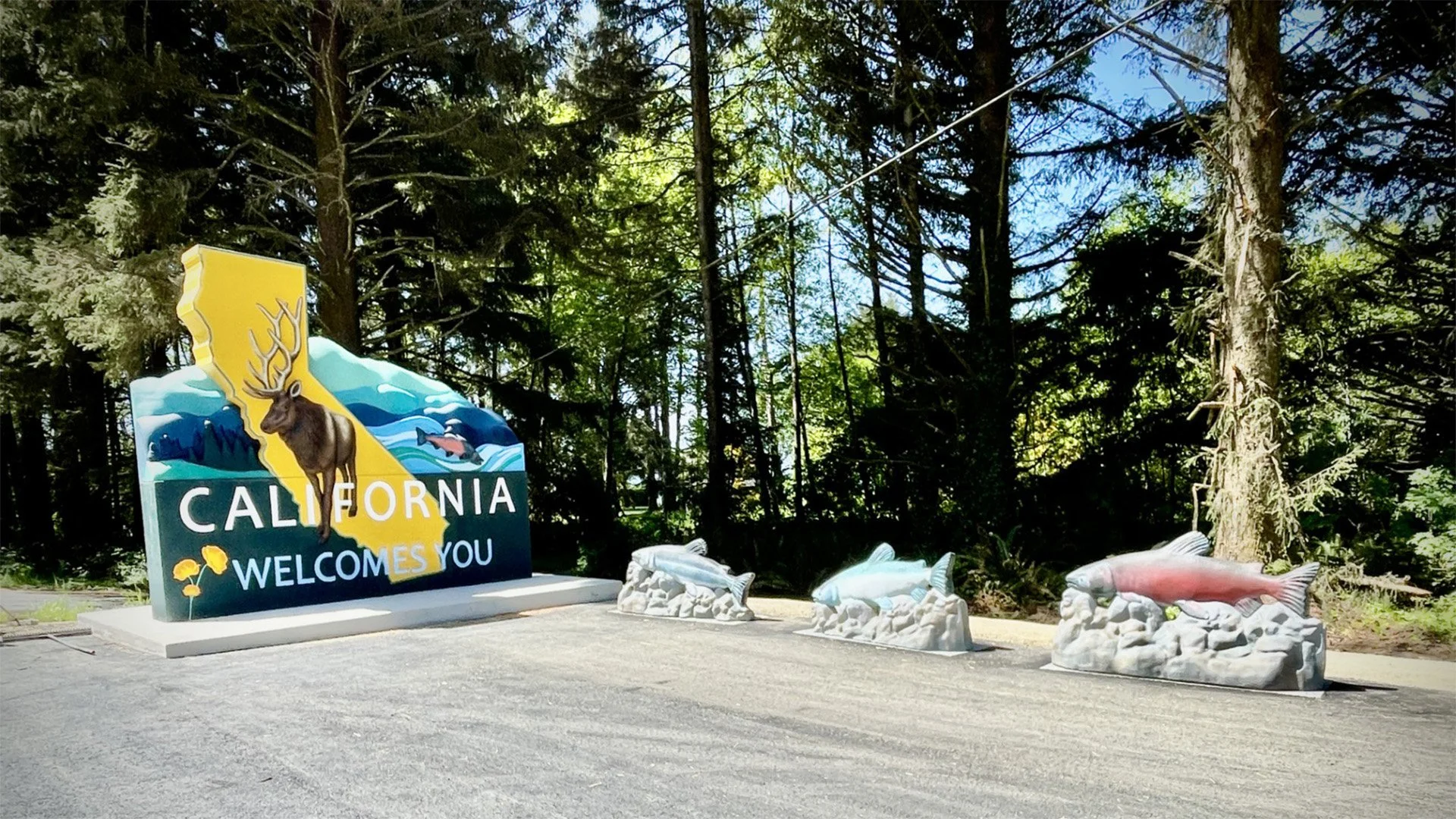 New Border Monument Added On U.S. 101