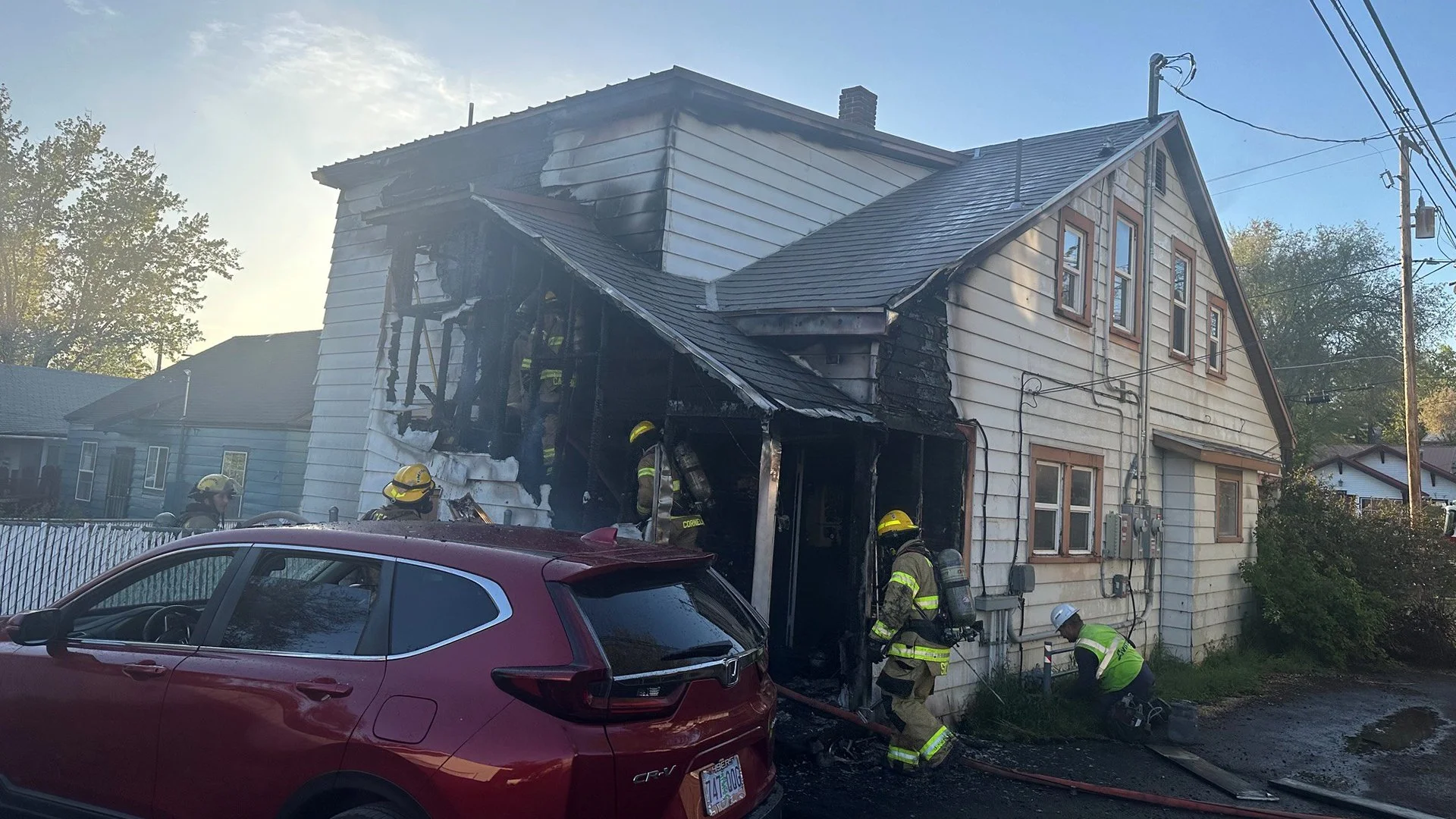 Klamath Falls Home Damaged in Auburn Street Fire