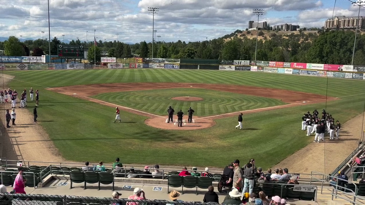 Rogues Split Opening Doubleheader