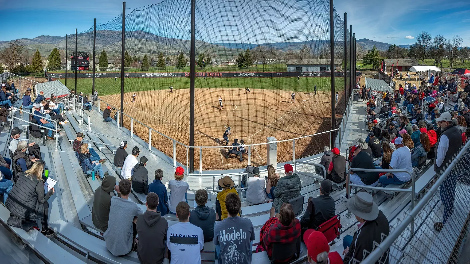 SOU Softball Earns NAIA Honors, Gold Gloves After World Series Run