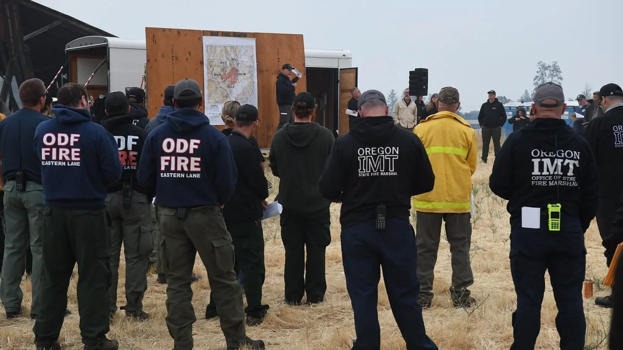 East Evans Creek Fire Remains at 2,656 Acres as Wind Gusts Test Lines