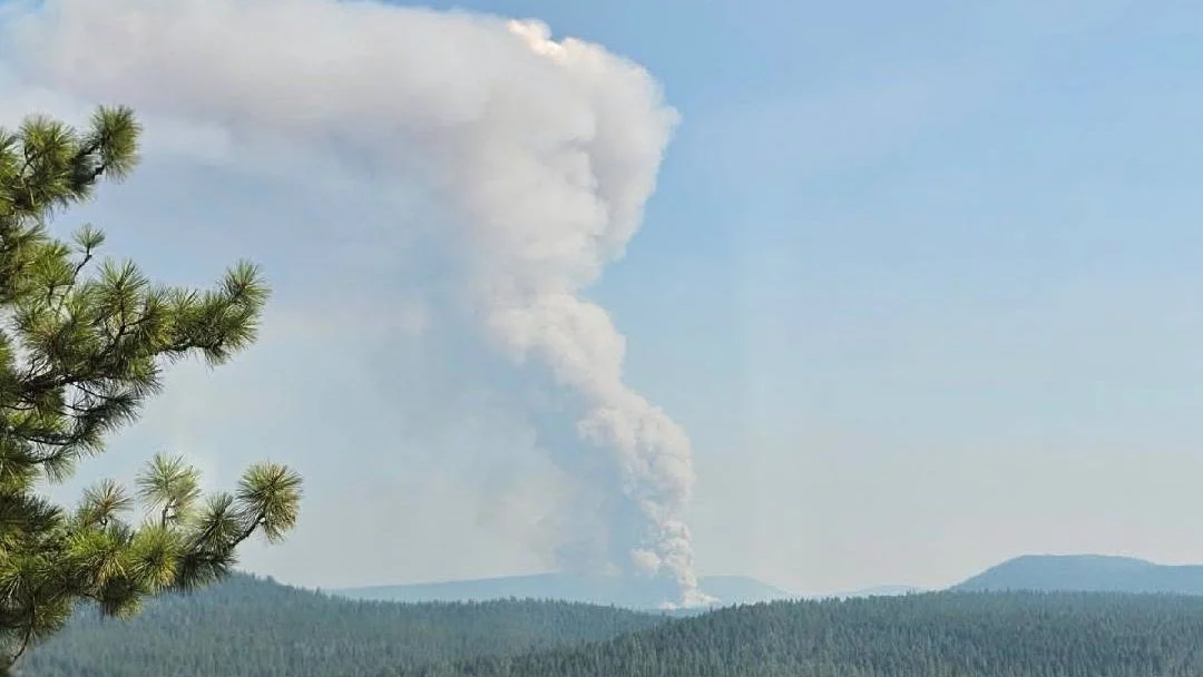Wrights Spring Fire Estimated at 100 Acres East of Modoc Point