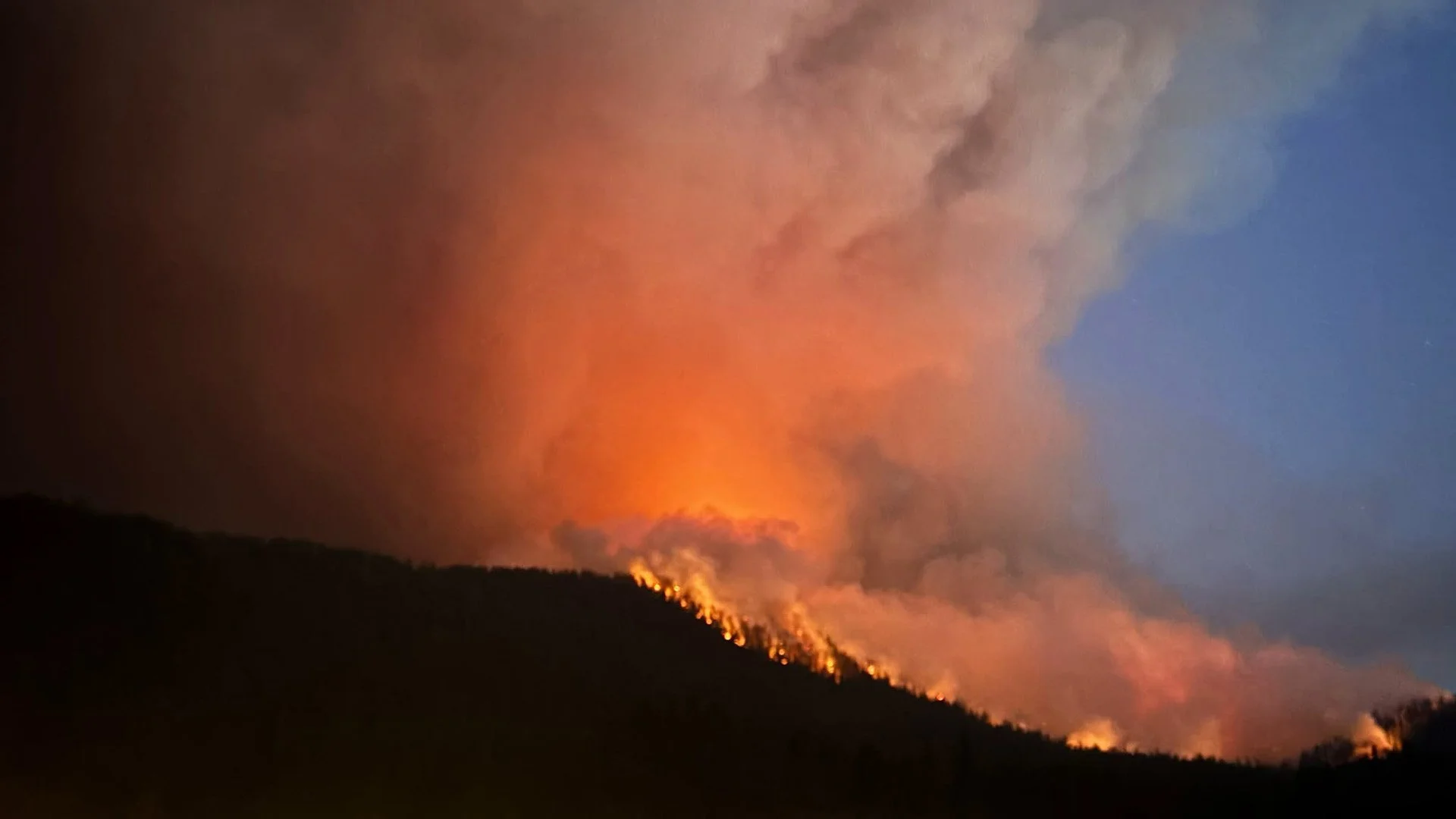 Wrights Spring Fire Grows to 2,000 Acres as Crews Make Overnight Progress