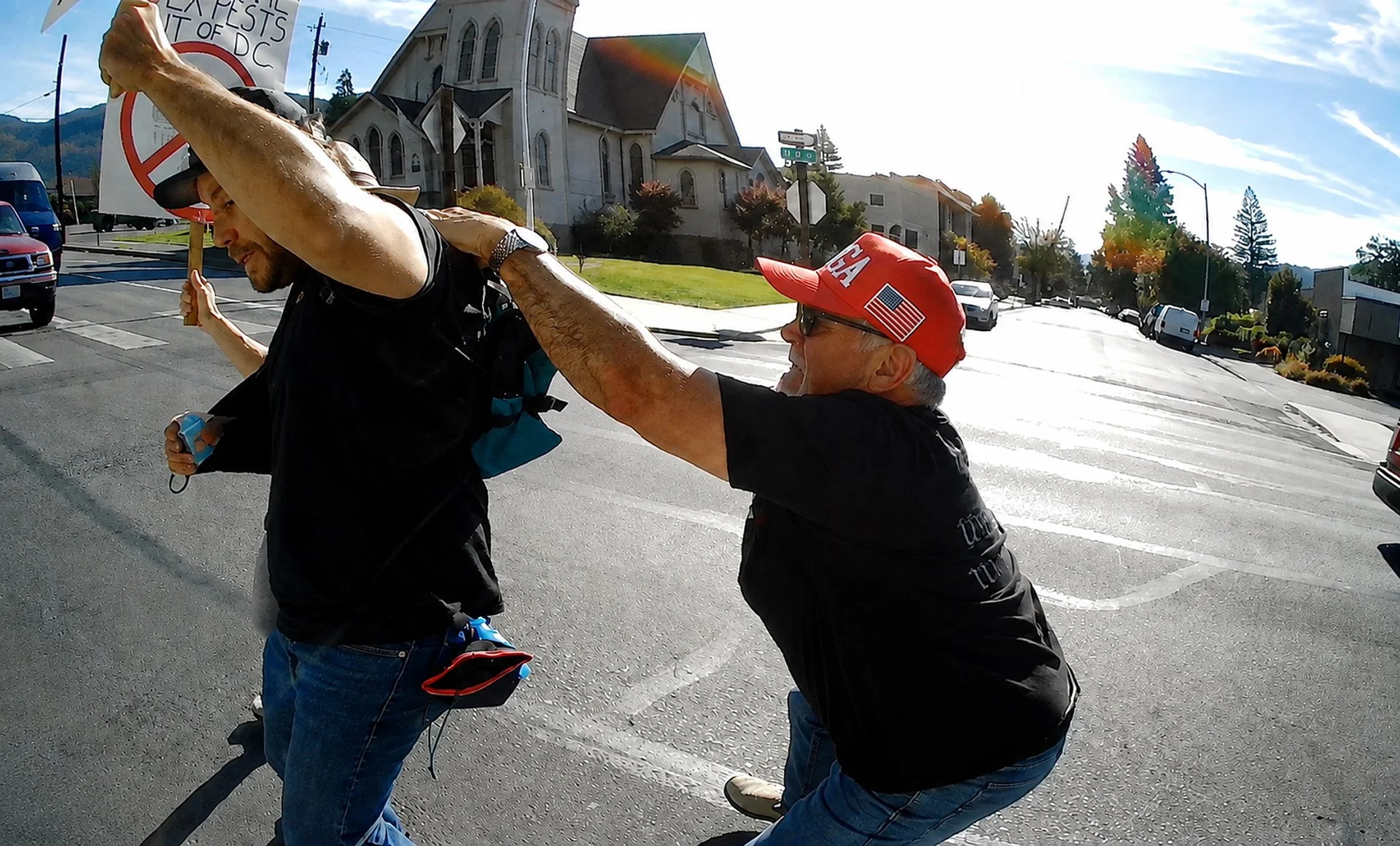 Grants Pass Courthouse Protest Turns Physical