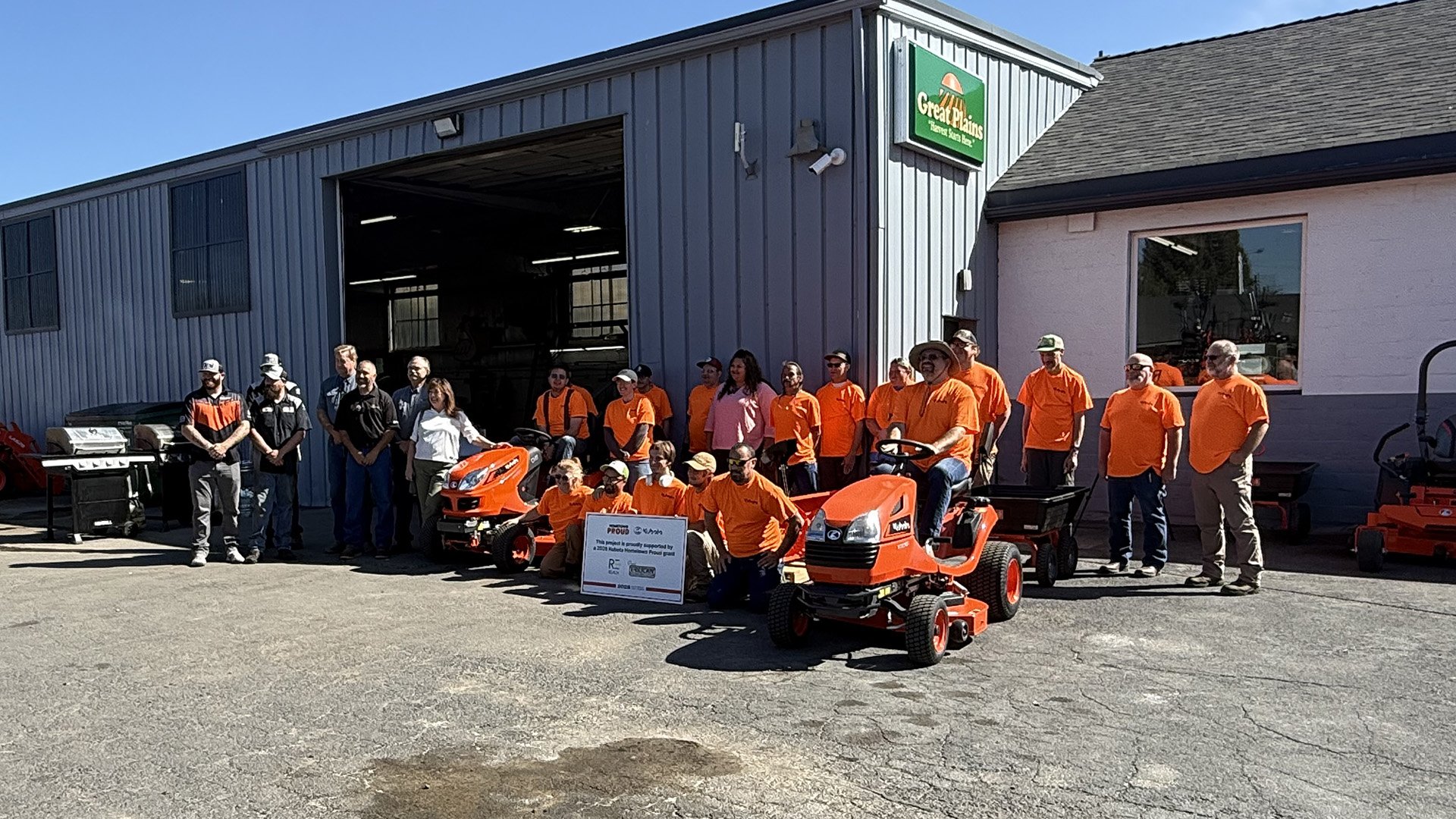 REACH Wins $50,000 Kubota Grant to Expand Klamath Falls Job Training