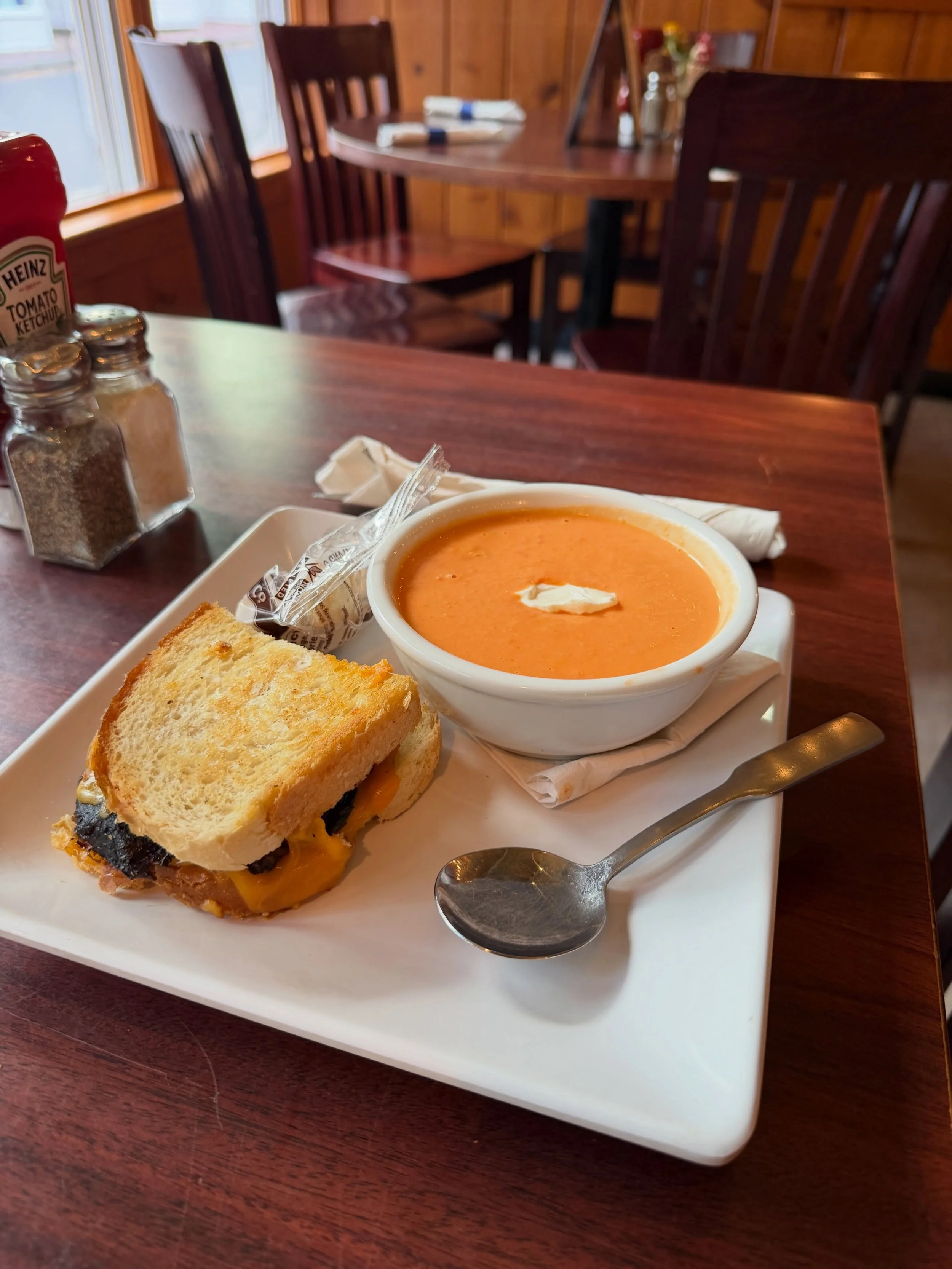 New Specials Alert! 

Tuesday and Thursday 11:30-5 come on by for a 1/2 sandwich and soup for only $14!

This week&rsquo;s is a short rib grilled cheese with tomato bisque!