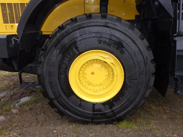 2024 Komatsu WA500-8 SN91011 (18).JPG