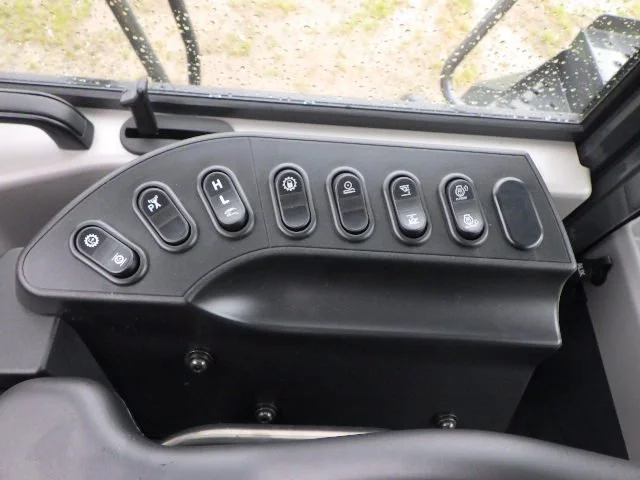 2024 Komatsu WA500-8 SN91011 (29).JPG