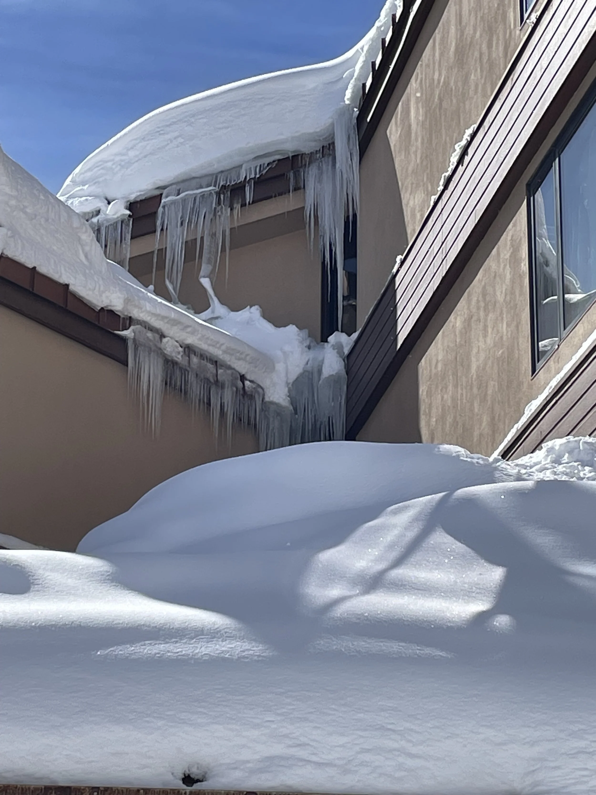 Winter is Coming: Preparing Your Roof for the Cold Months Ahead