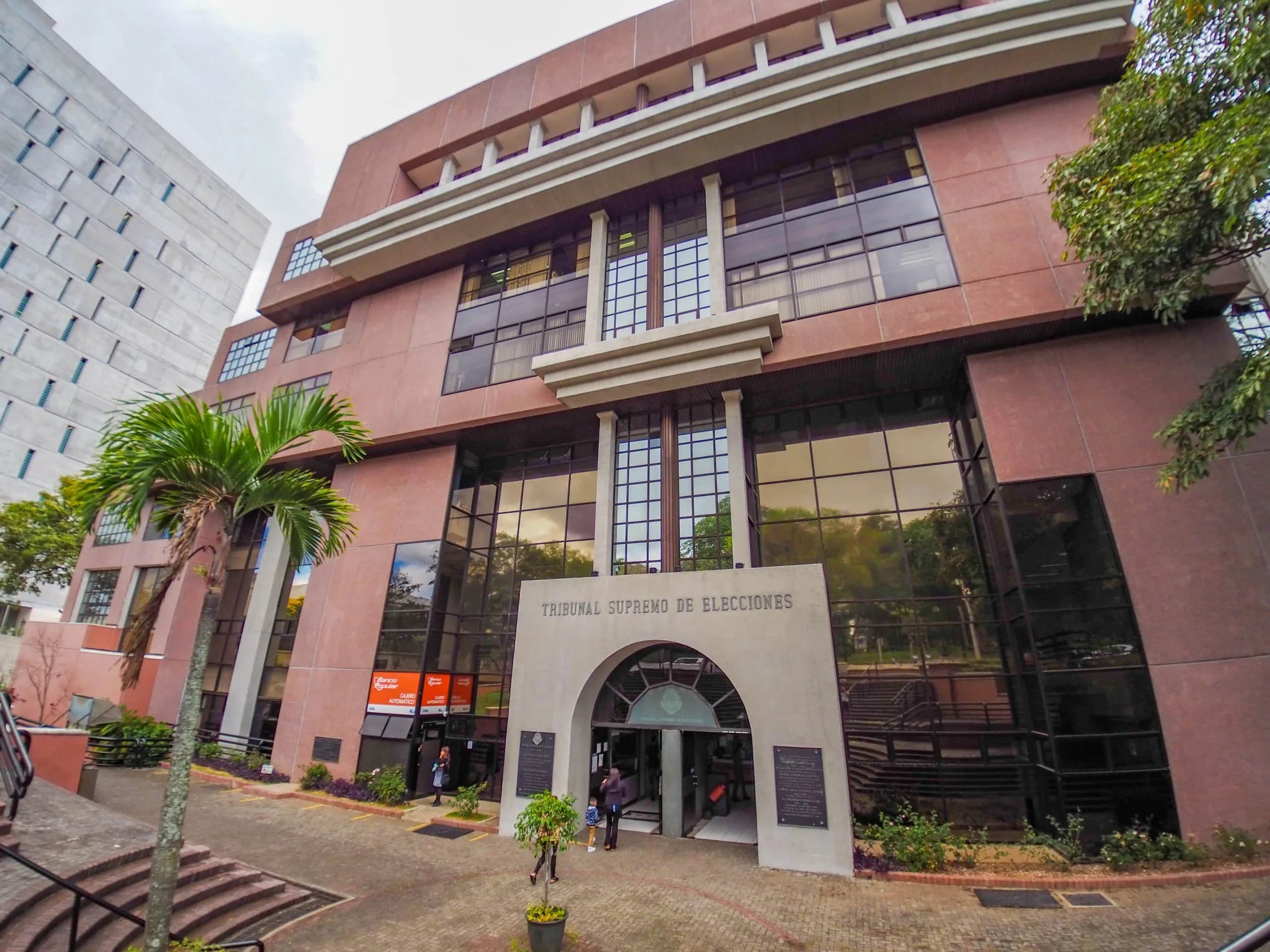 La reforma propuesta por el TSE para fortalecer la representatividad e institucionalidad de los partidos políticos