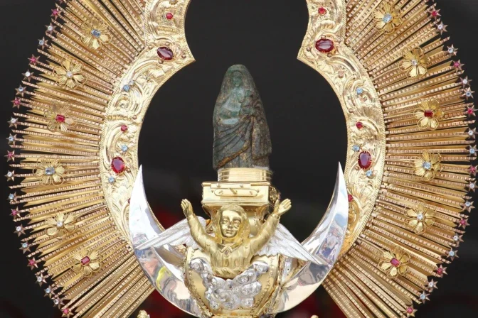 Pidamos a la Negrita que interceda por nuestra unión y paz