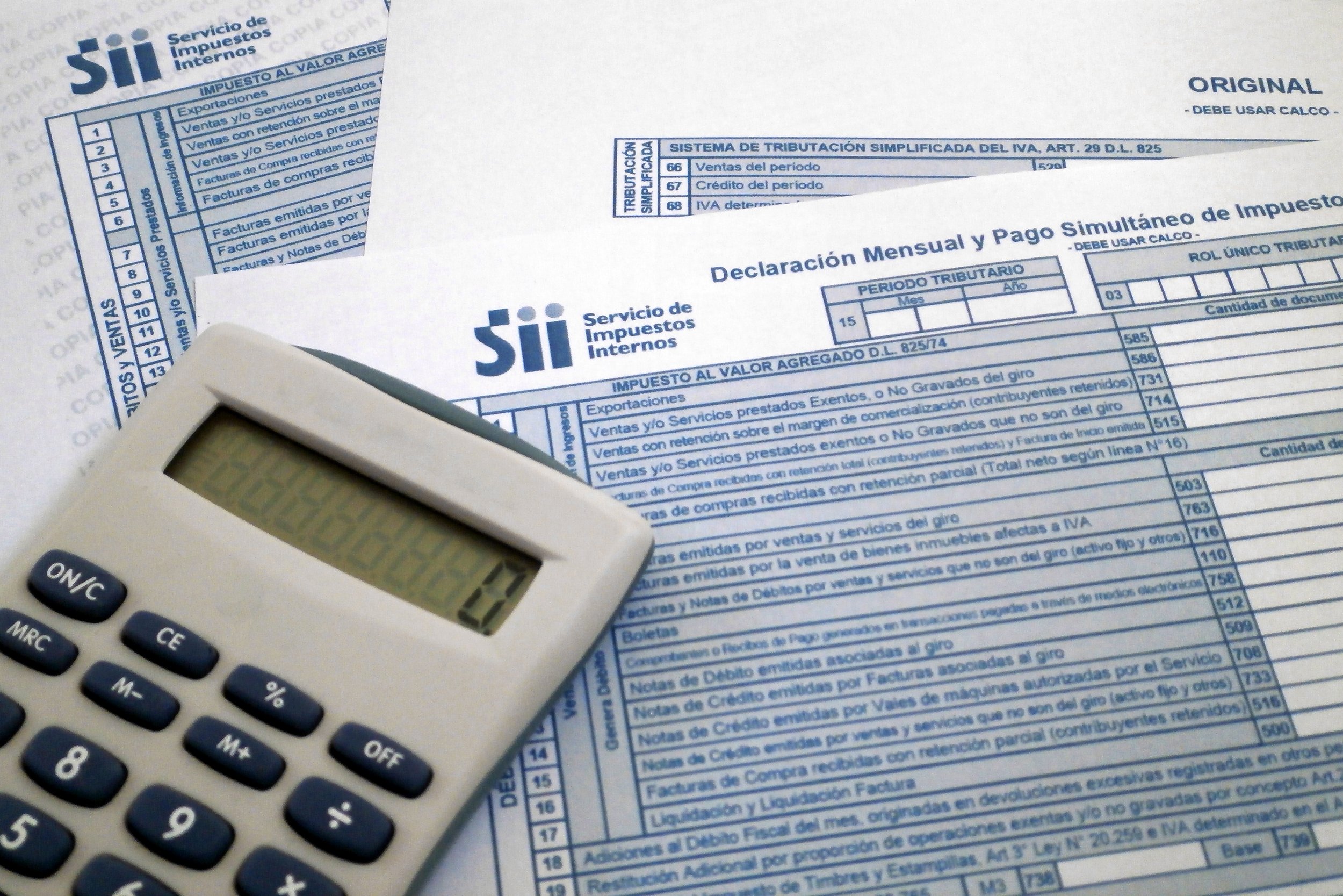 La vida tiene muchas dificultades; no se las compliquen más a las personas