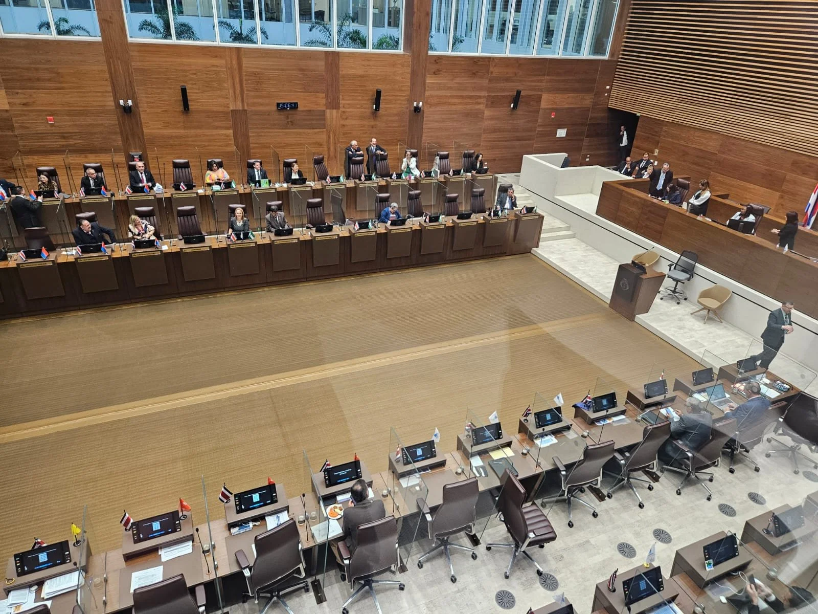 La reelección de los diputados