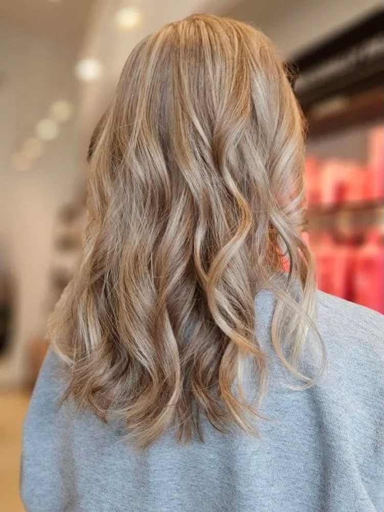 ✨💛 Throwback to this stunning colour by Sara! 💛✨
We&rsquo;re still obsessed with the shine, dimension, and healthy finish that Aveda colour always delivers. 🌿

Beautiful hair never goes out of style. 💇&zwj;♀️Take our Mya Survey to be match up wit