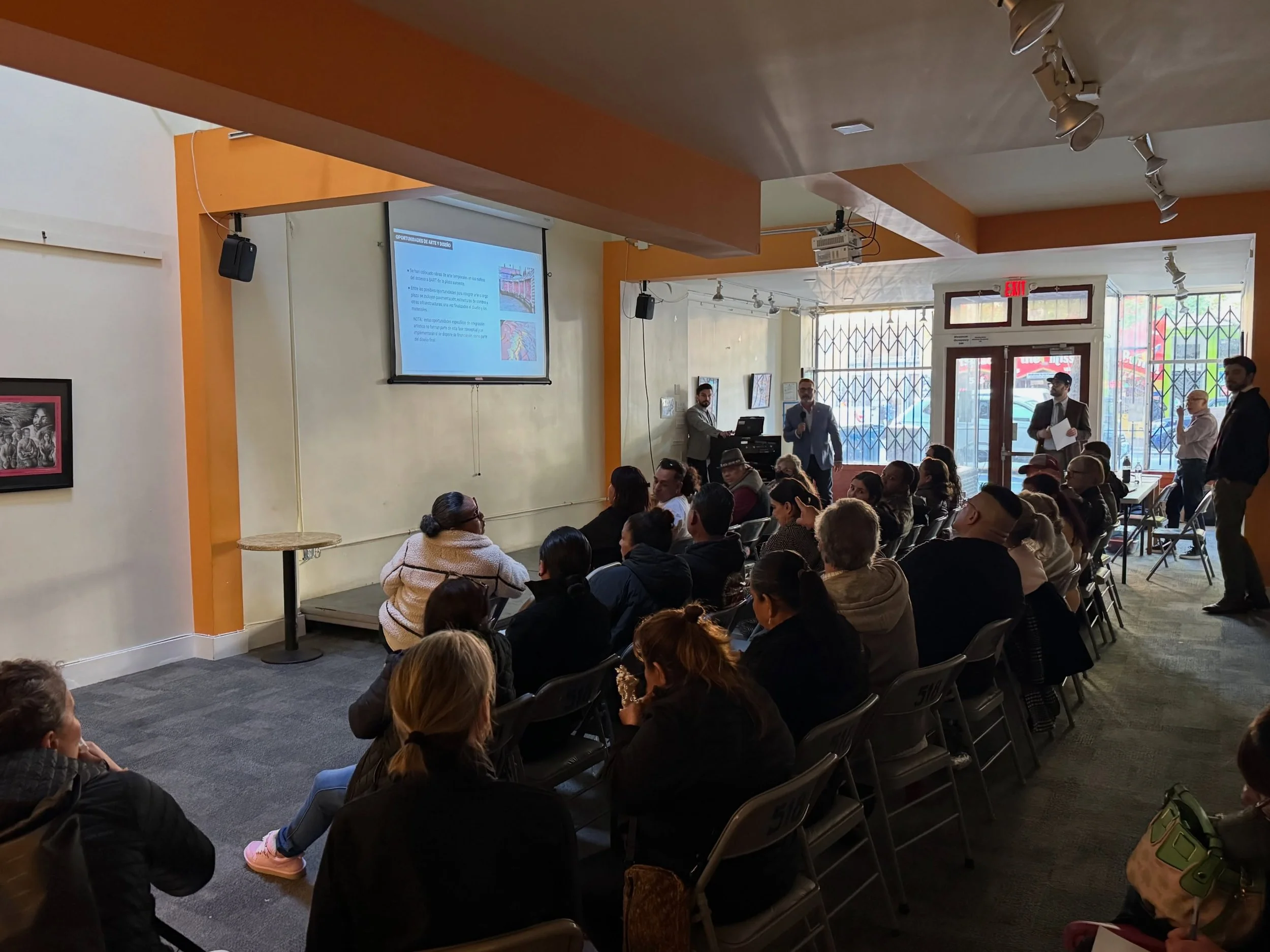 Last week, CLARO organized our community members for an Latino outreach meeting in Spanish to discuss the BART 16th Street Plaza Redesign project. Over 50 community members attended and engaged directly with BART staff to provide feedback on a commun