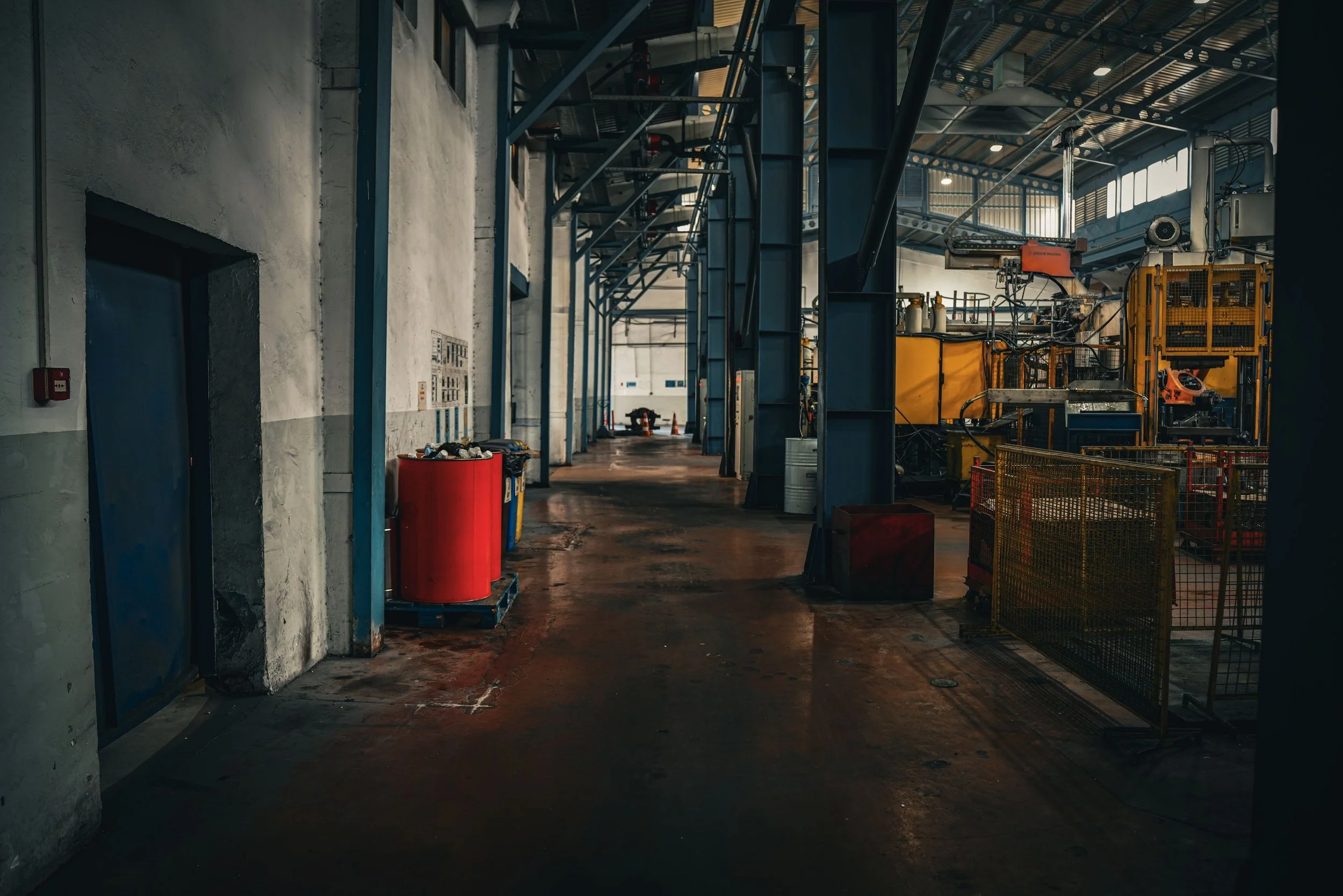 Production floor used to illustrate China supplier and factory sourcing
