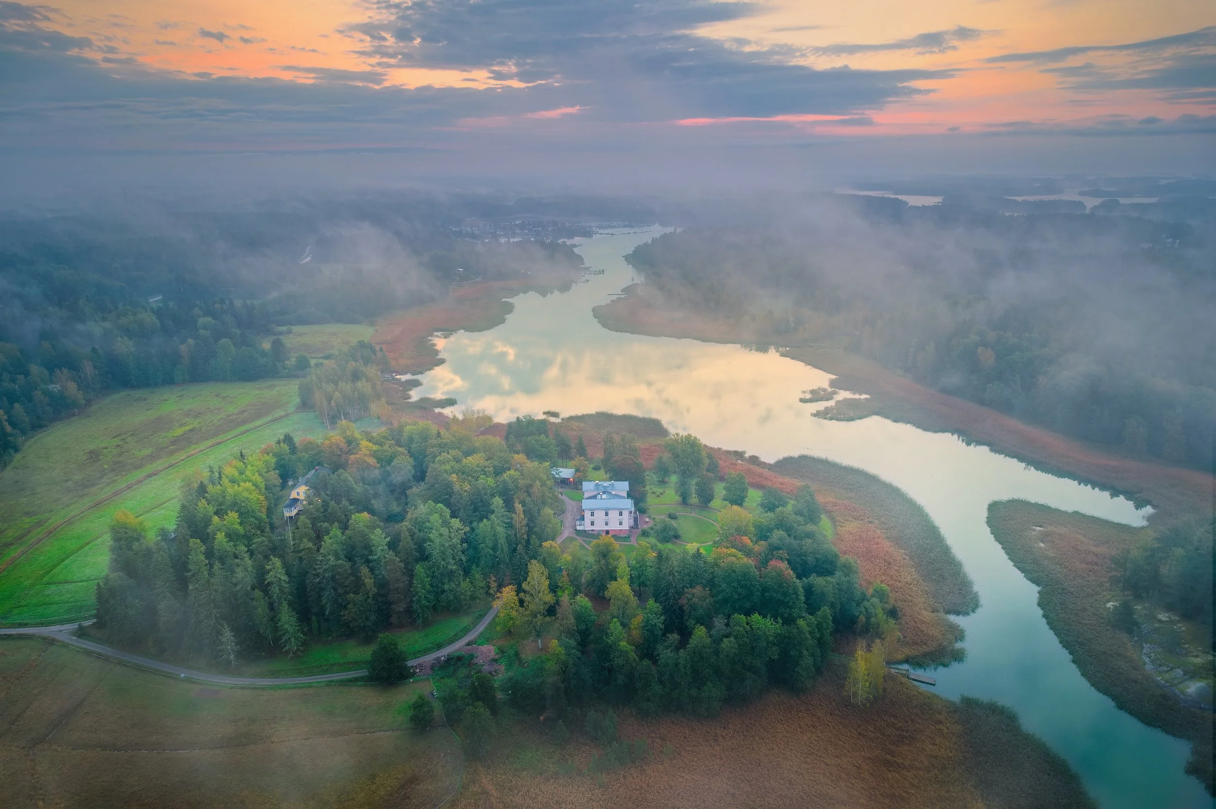 ostersundom-helsinki-aerial-fog-autumn-sunrise-2024.jpg