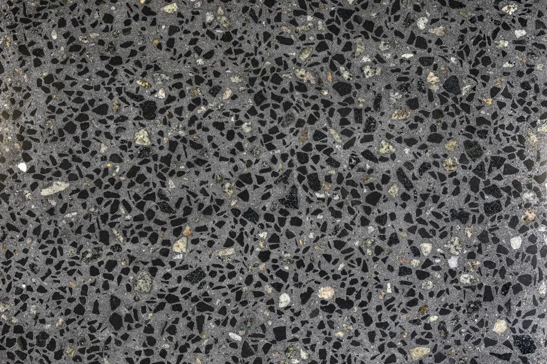 Preston Beach Black - Honed