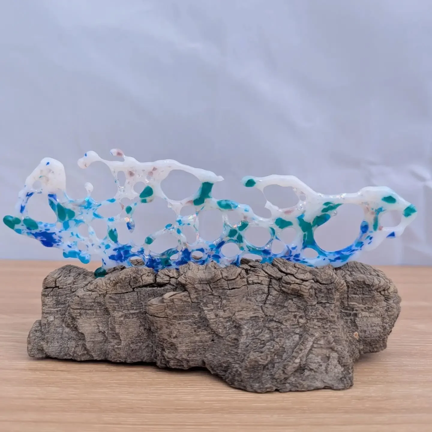 I have been working on a new coastal collection. Come see it today at the @alaskachicksco Saturday Market! 

#glassart #whale #salmon #fish #oceanlife