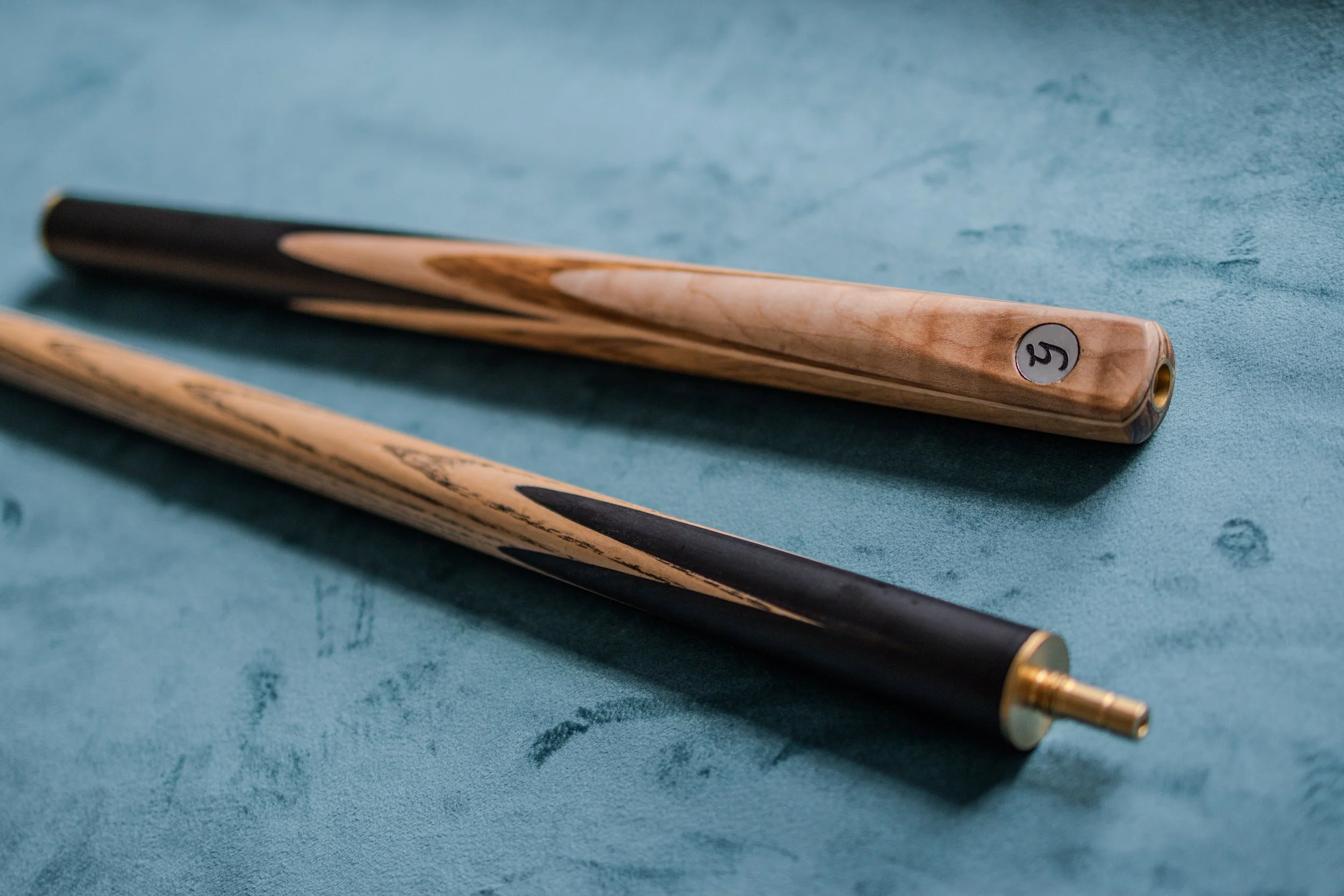 gentleman-british-english-england-engraved-cue-high-quality-wood