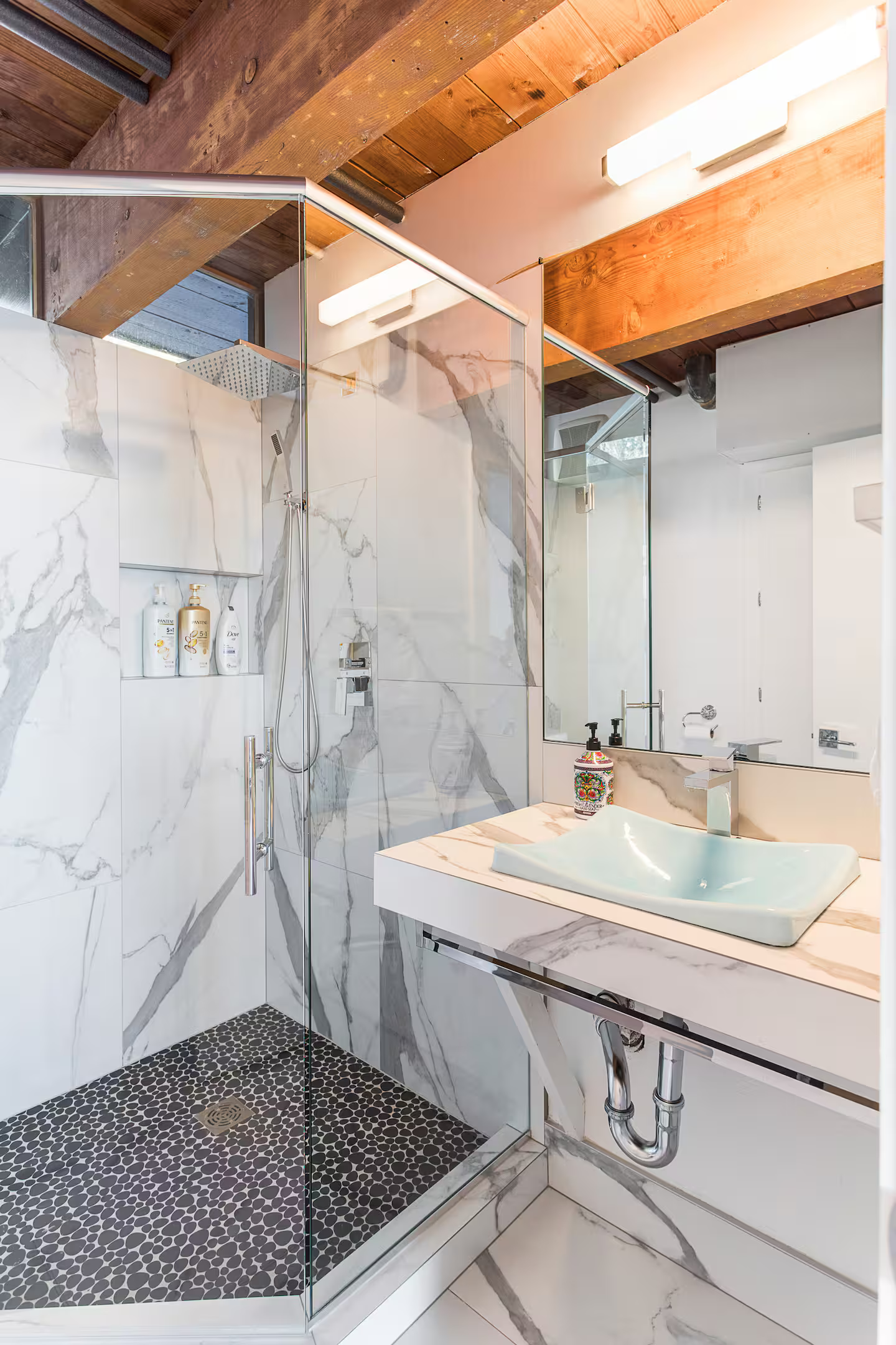 Lake House Bathroom 2.png