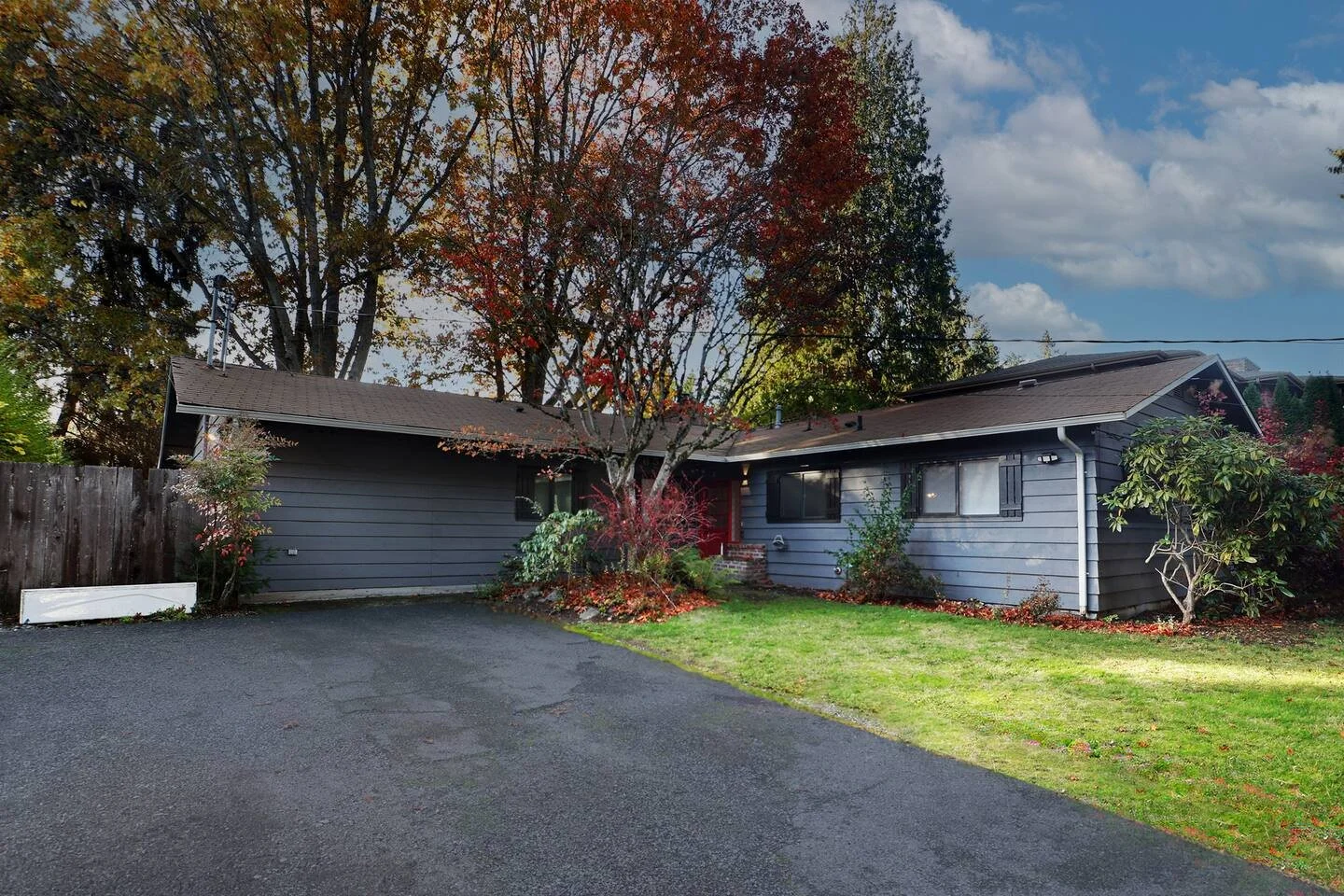 Ranch House Driveway.jpeg