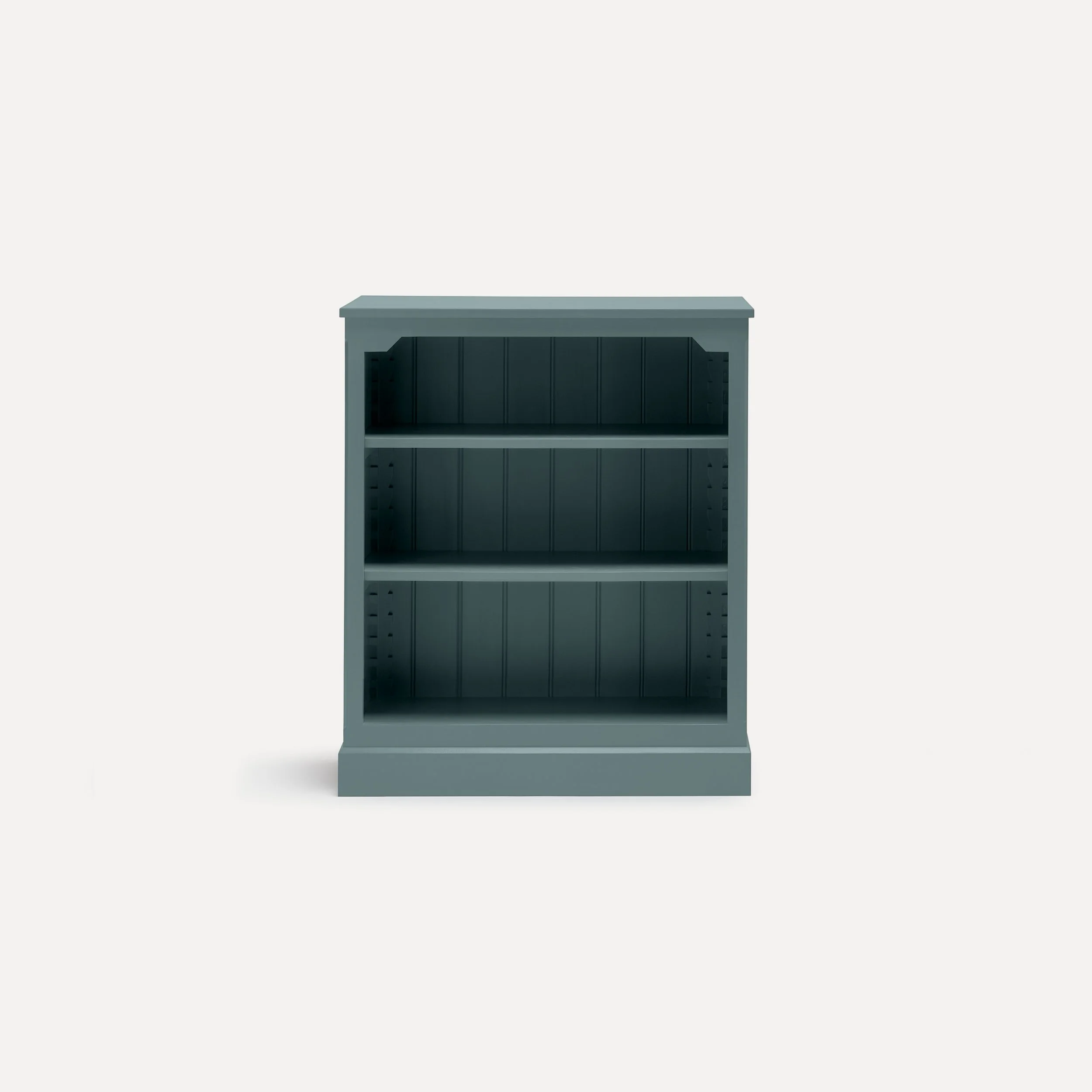 BOOKCASE_RUSTIC_FRONT_LOWNARROW.jpg