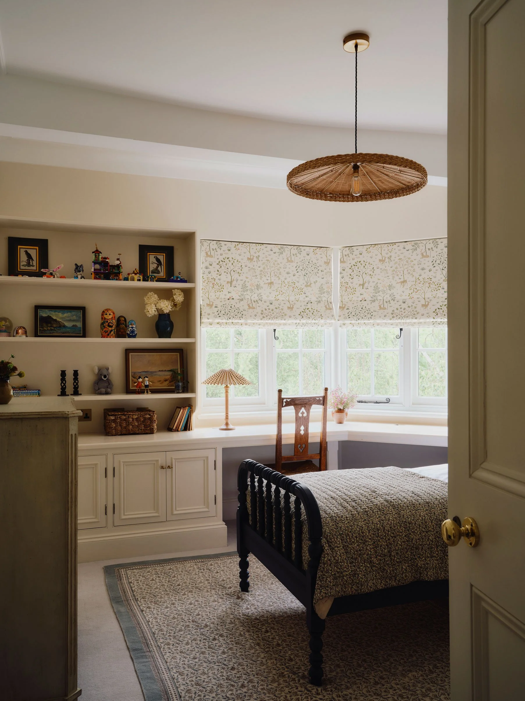 room-painted-in-ground-almond-blush-pink-paint-imperfect-interiors-pilgrim-fenwick-and-tilbrook-paint-range-collaboration