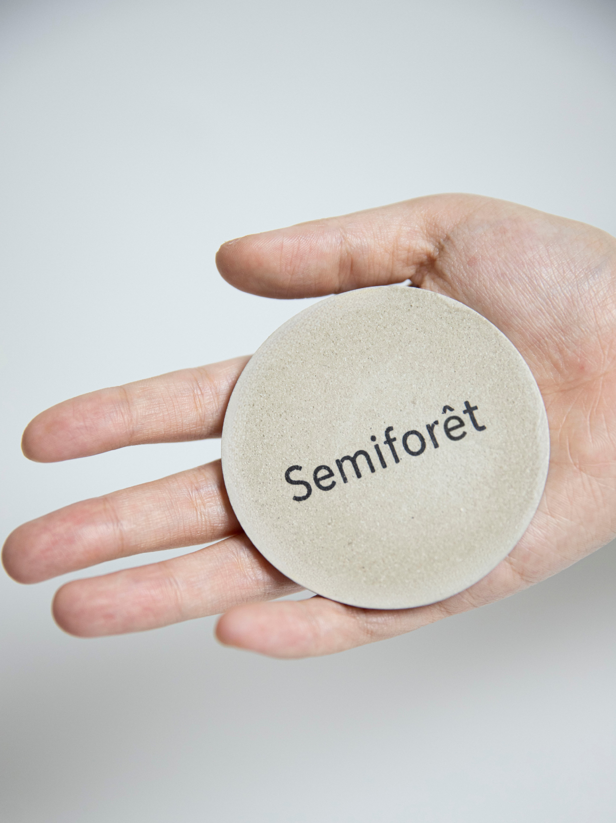 未命名的设计 - 2025-12-11T162635.464.png