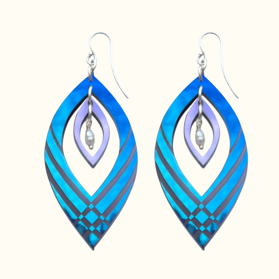 Oysters Blue and Purple Grube Graphics Jewellery.png