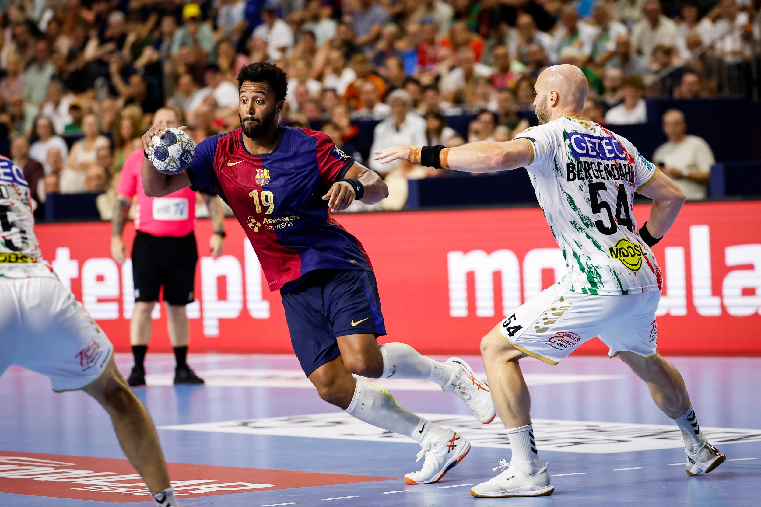CLM25 - SF2 - Bar├ºa vs SC Magdeburg__1JC8118_JC.jpg