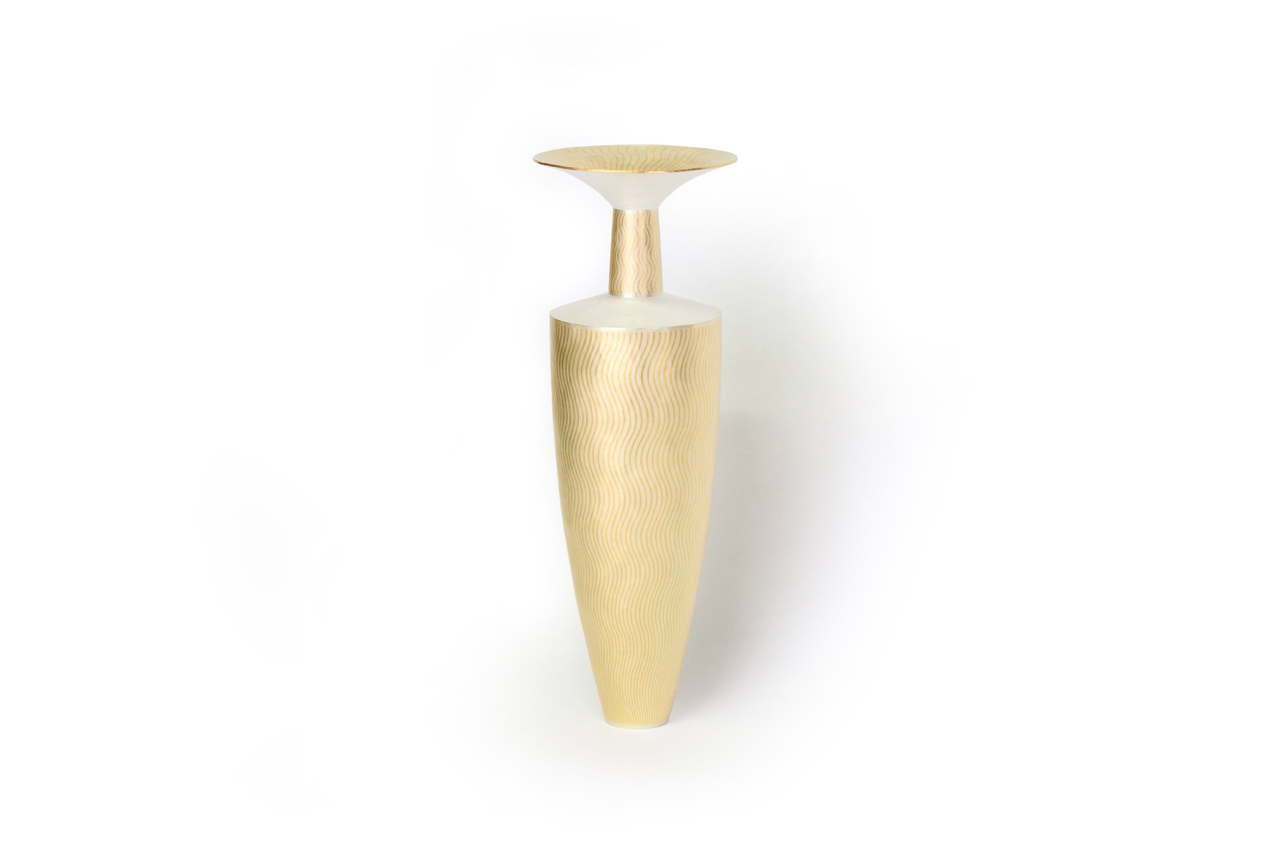 Wave Vase £7,000.jpg