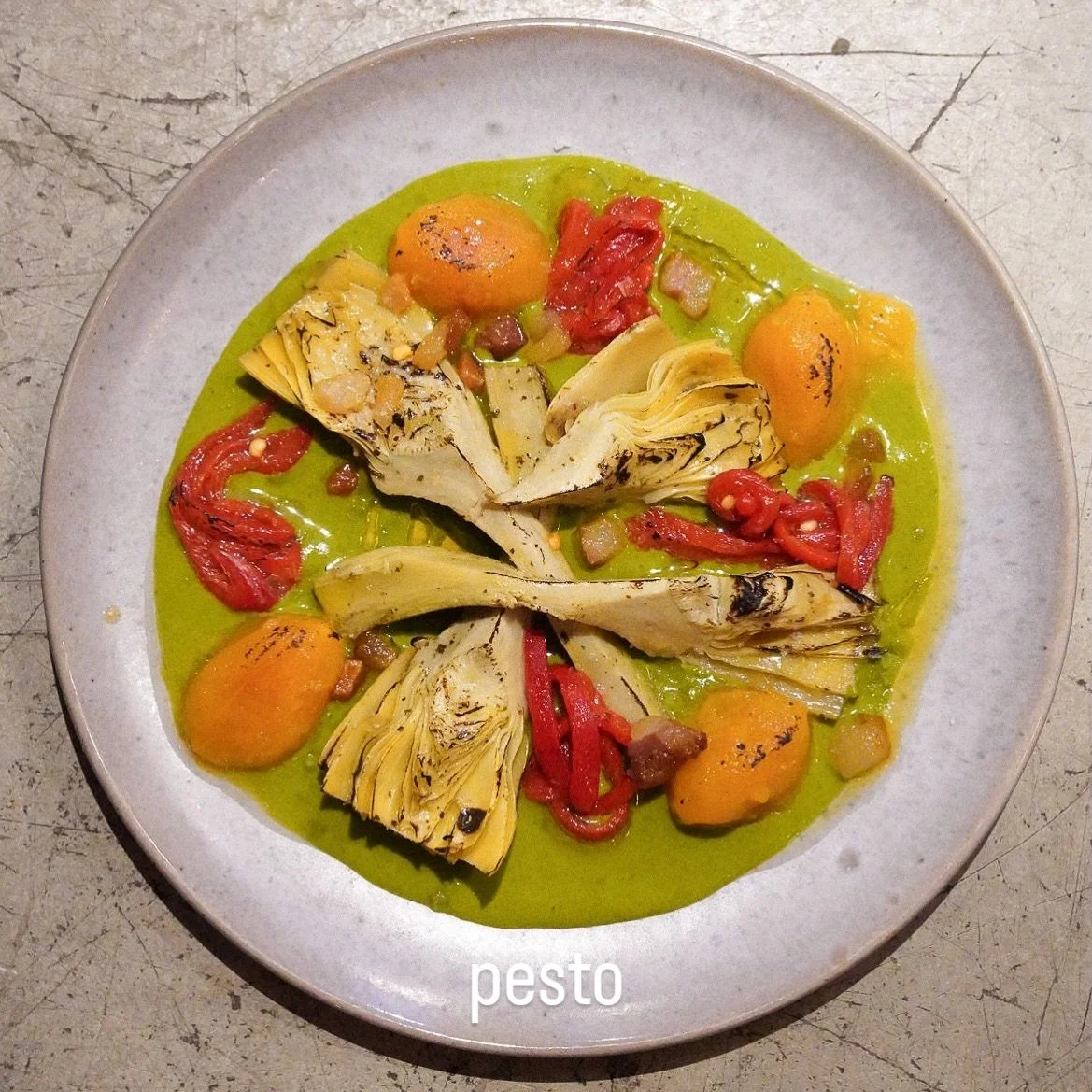 pesto + verdures + panxeta fumada
.
pesto + verduras + panceta ahumada
.
pesto + vegetables + smoked belly
.
#winebar #netzero #realfood #barcelona #gr&agrave;cia
