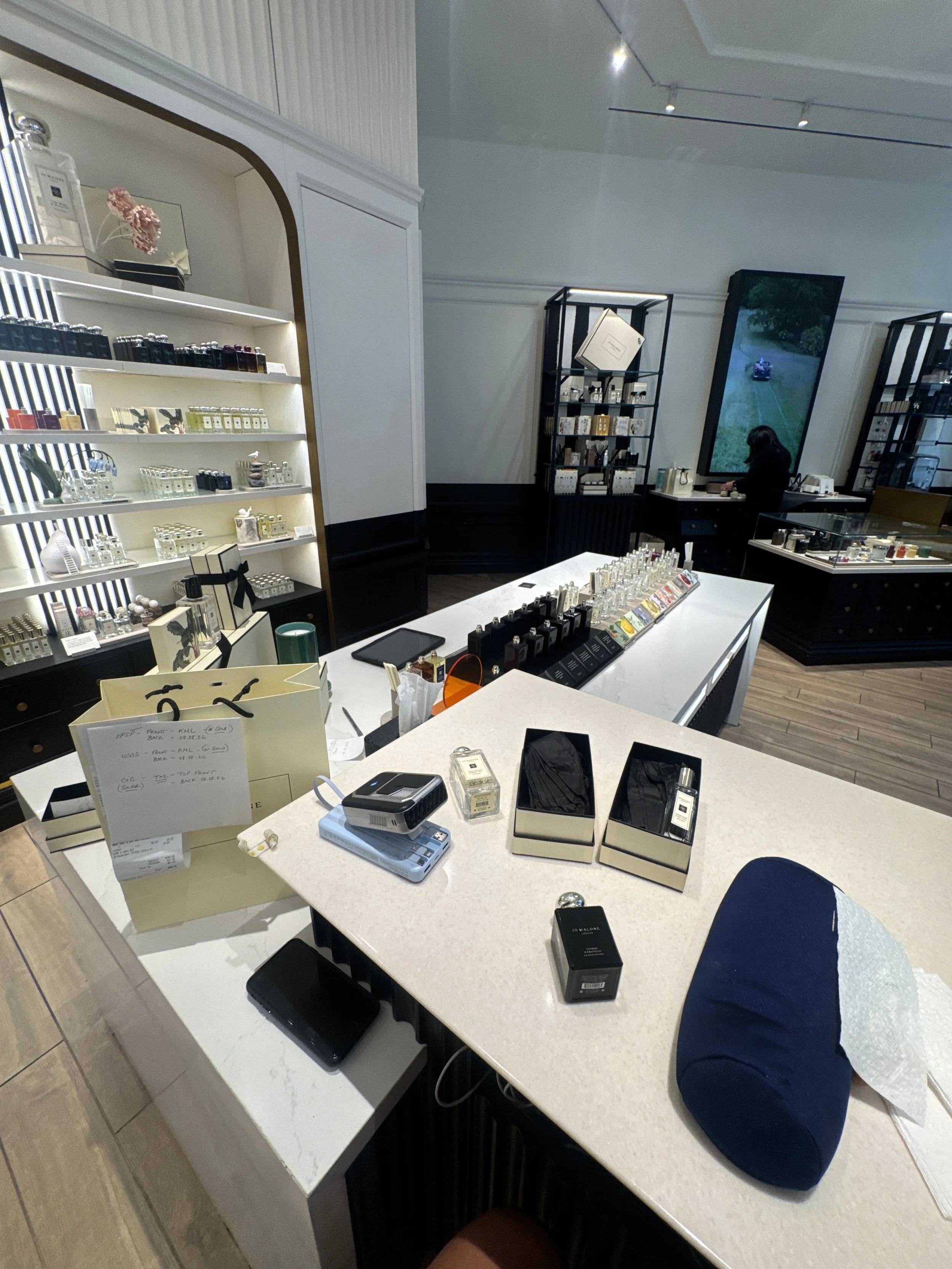 Live engraving for Jo Malone London at Somerset Mall in Troy, Michigan. Engraving for weddings, birthdays, father's day, anniversaries, bridesmaids gifts, and more.