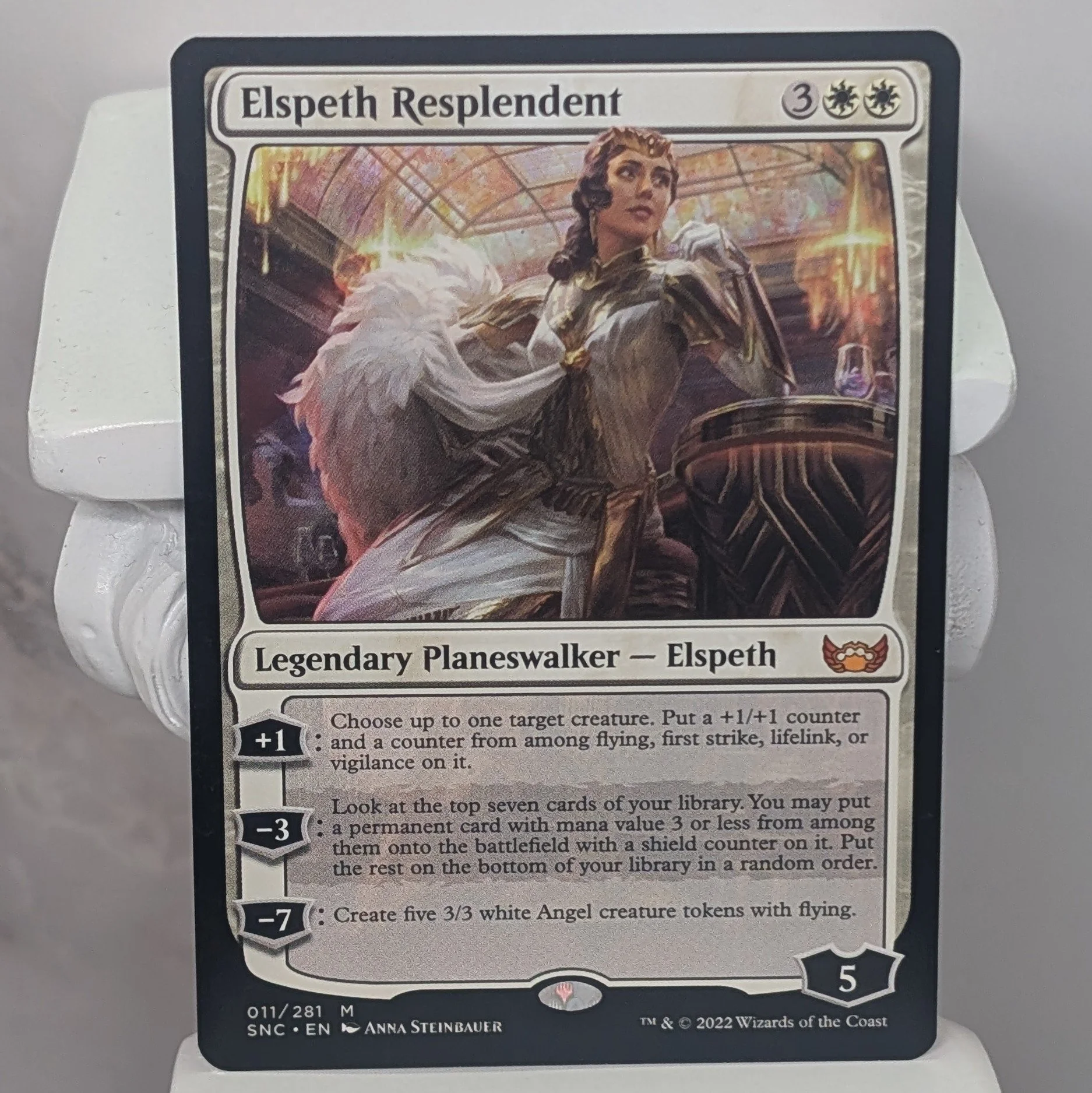 Elspeth Resplendent