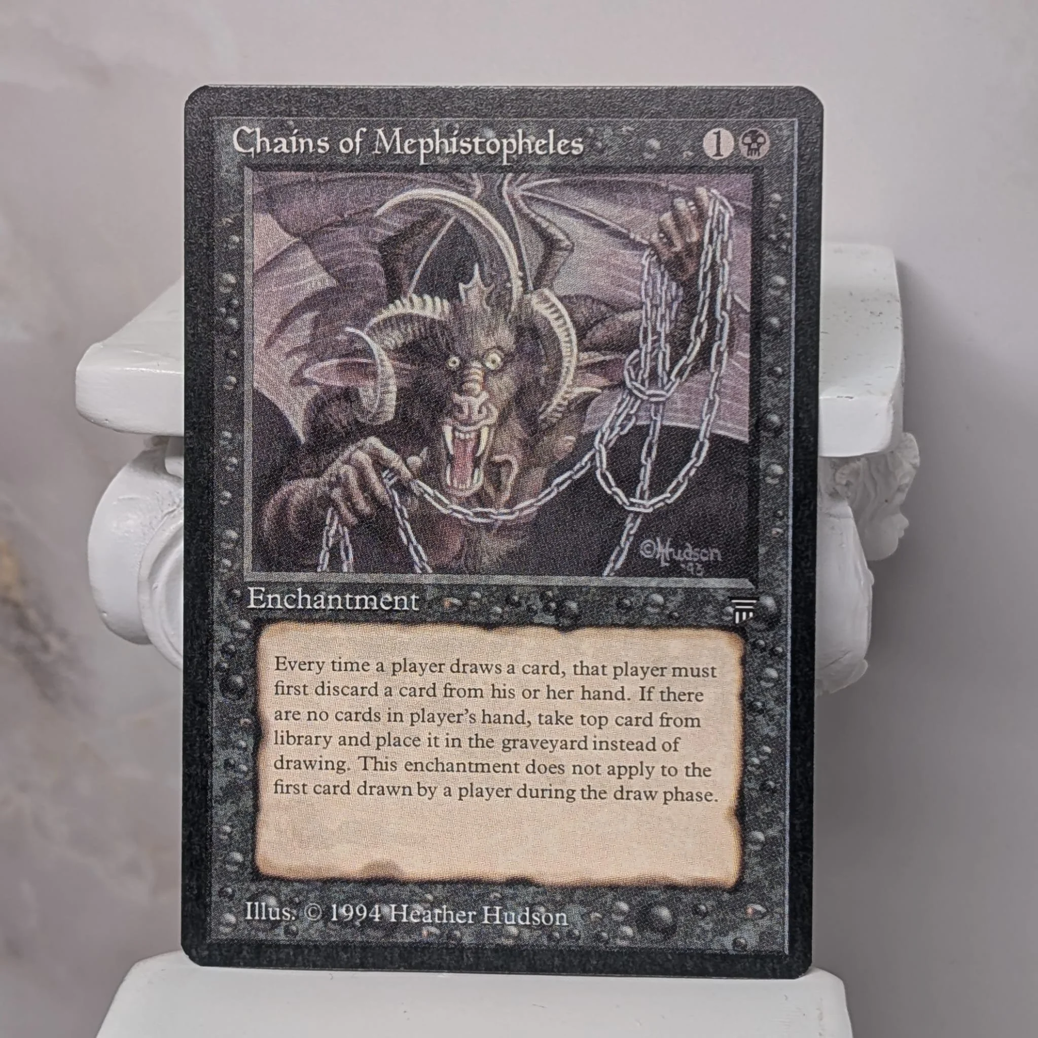 Chains of Mephistopheles