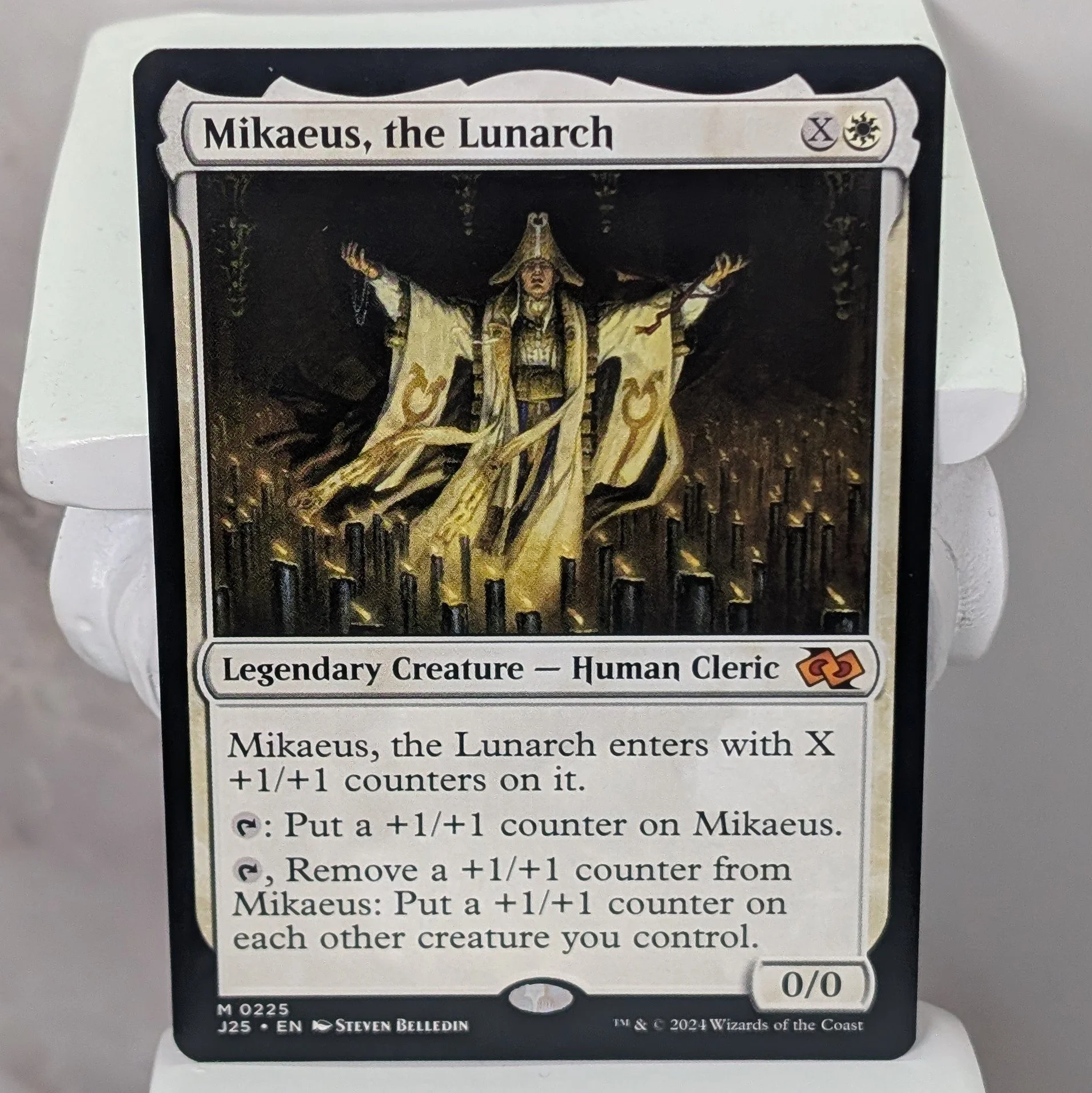 Mikaeus, the Lunarch