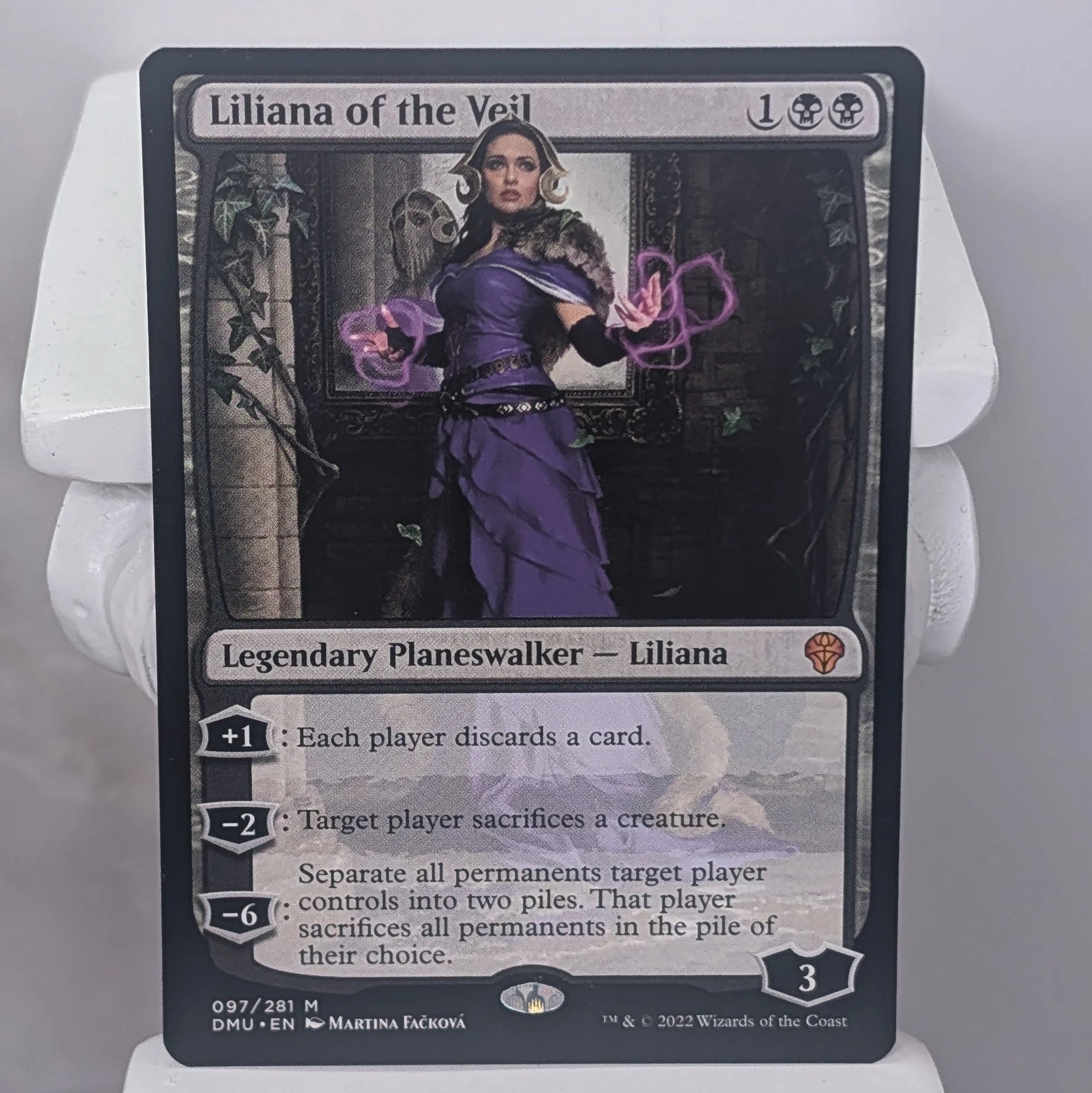Liliana of the Veil