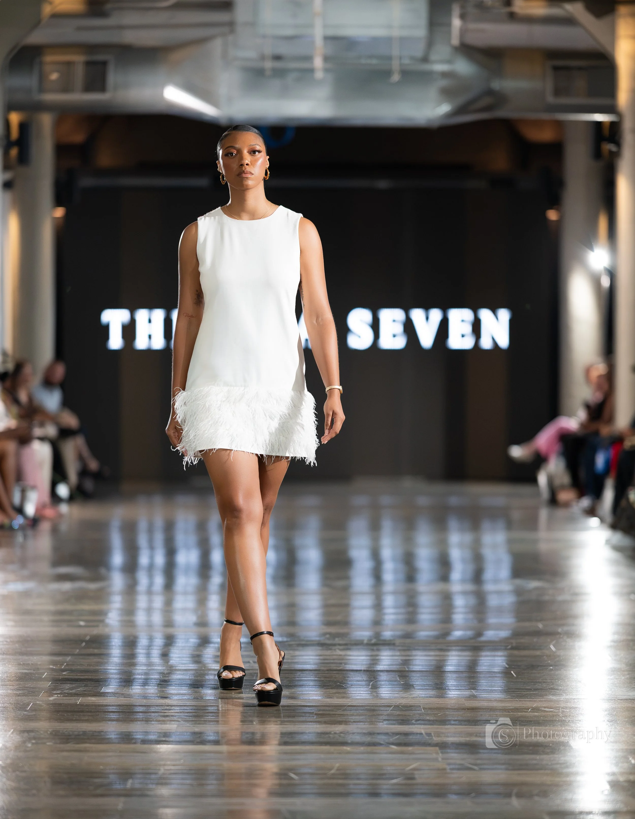 ThrillaSeven_Finally71126-6.jpg