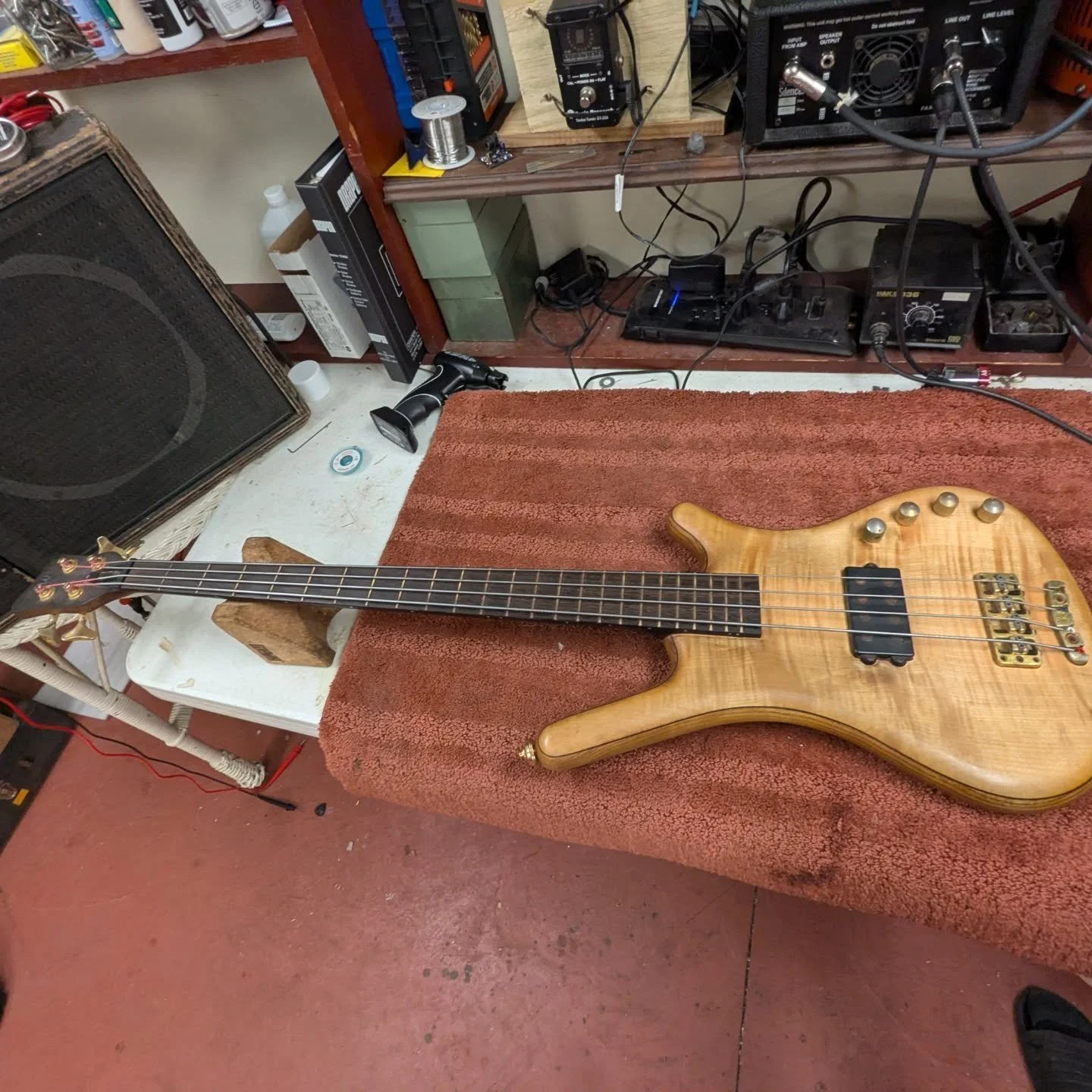 Today on the bench I have this GORGEOUS Warwick Corvette in for it's first setup in 15 years. The frets are pretty hammered, I won't be leveling them because there's not much fret left and they're actually pretty level already. However I will be crow