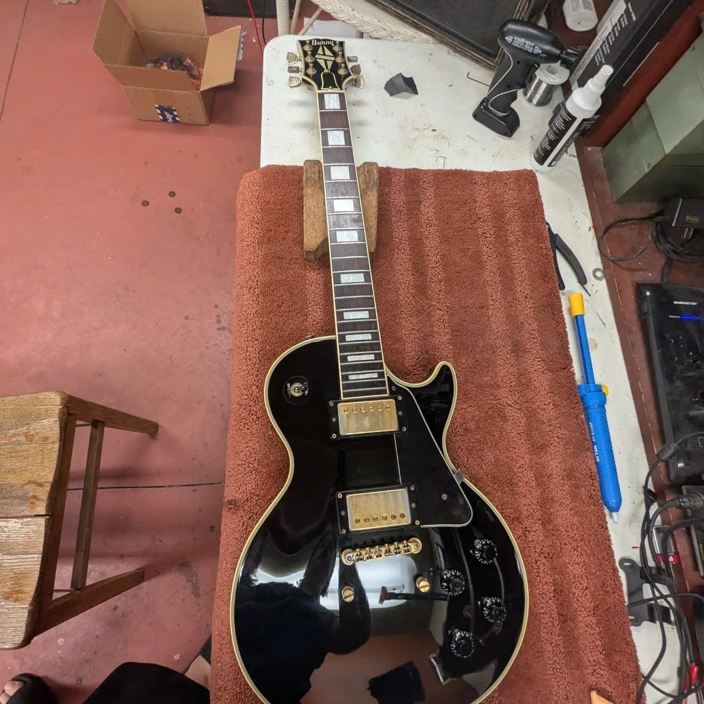 Not something you see every day, a Burny! Real guitar nerds know that these are some of the best Les Paul clones ever made.