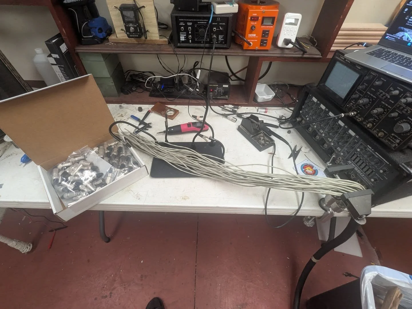 Soldering up a big ol snake for @wickedsquidstudios