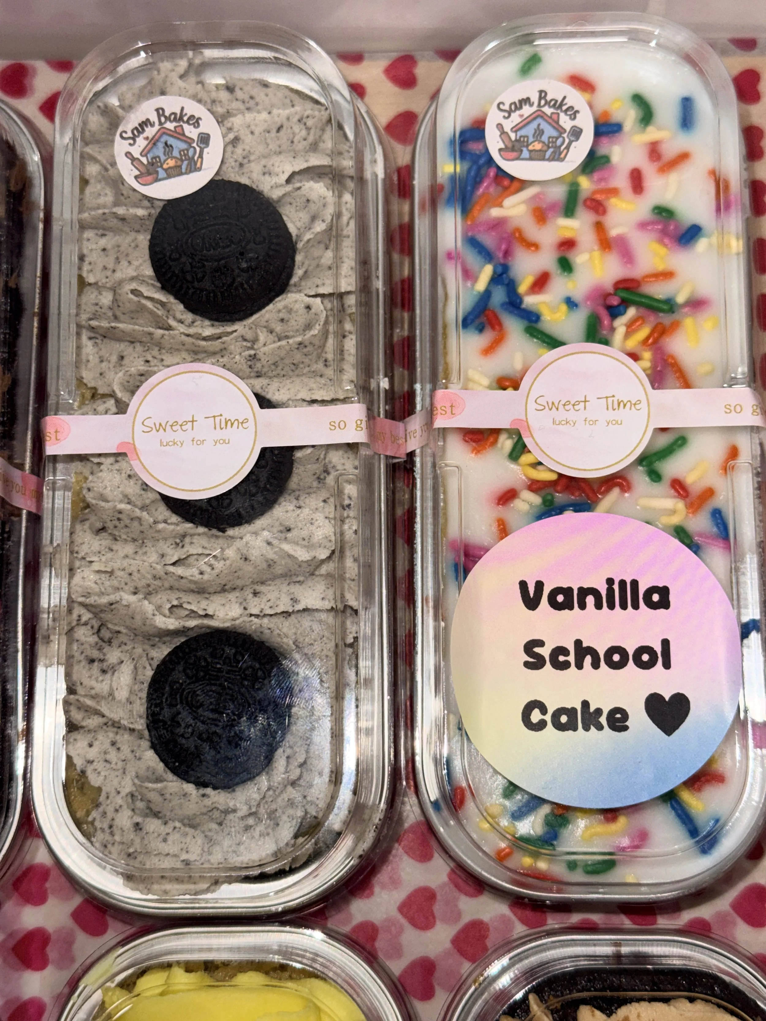 oreo and vanills pan cakes.jpeg