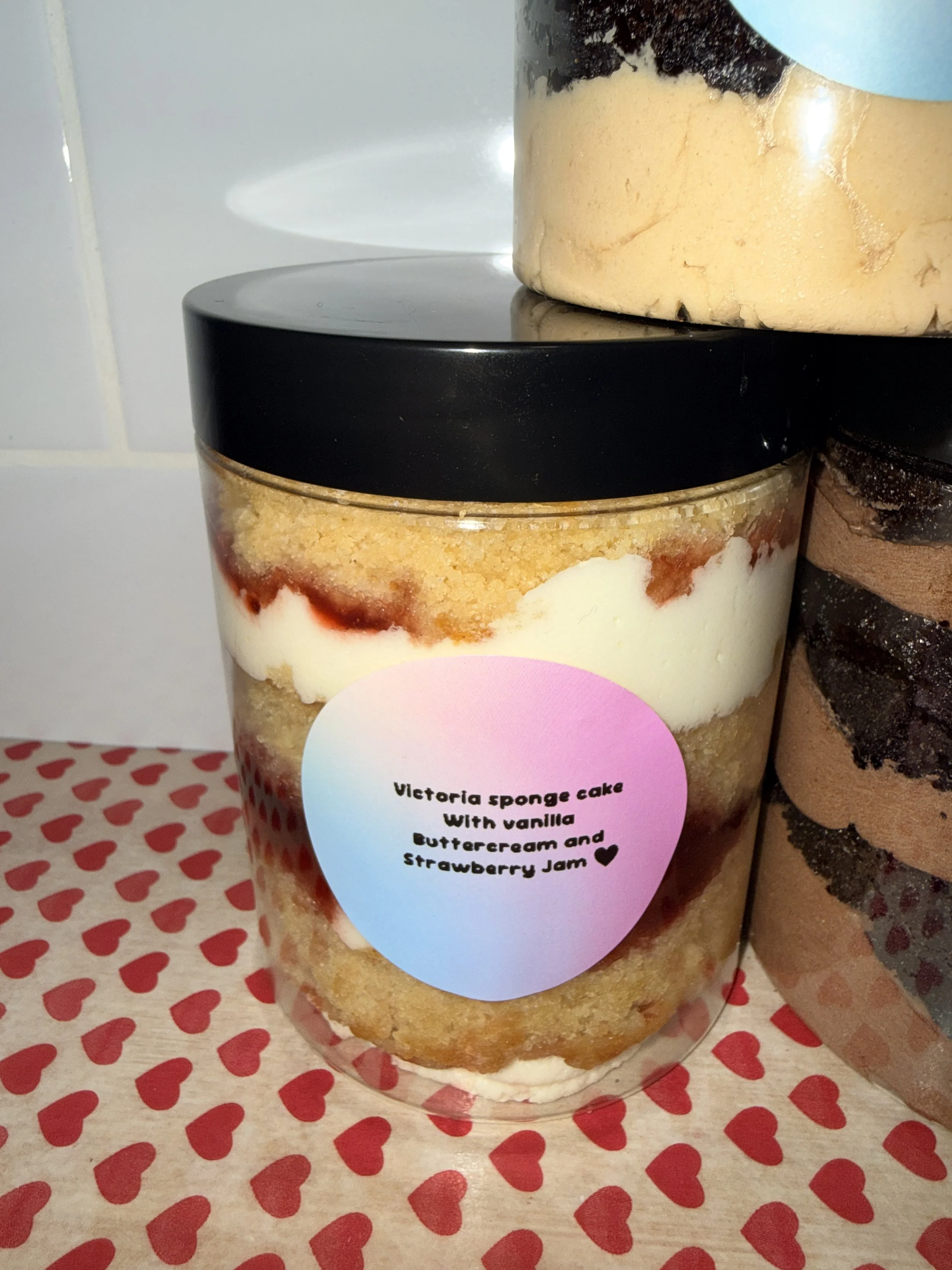 vic jar cake.jpeg