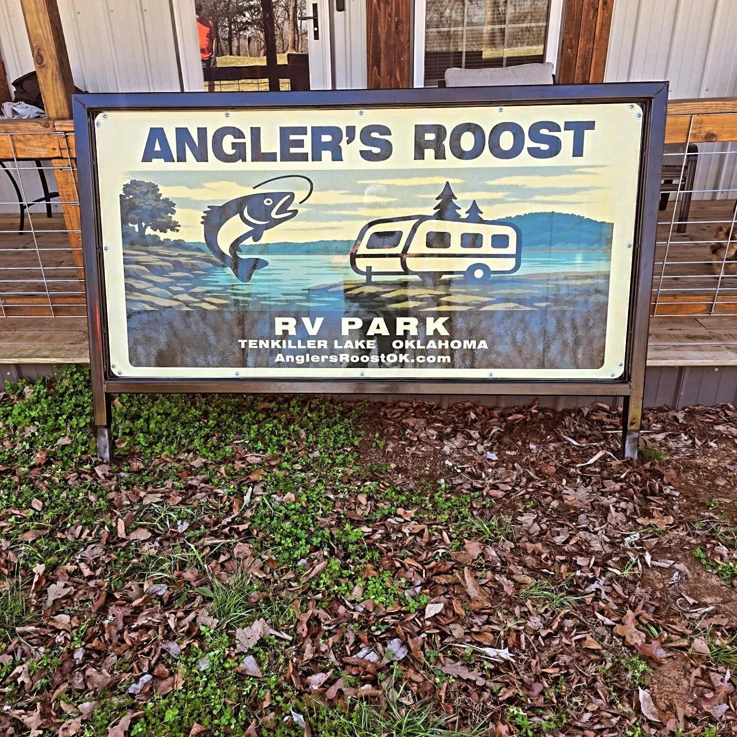 Now you can see us.....Let us know if you need a place to park it at Tenkiller