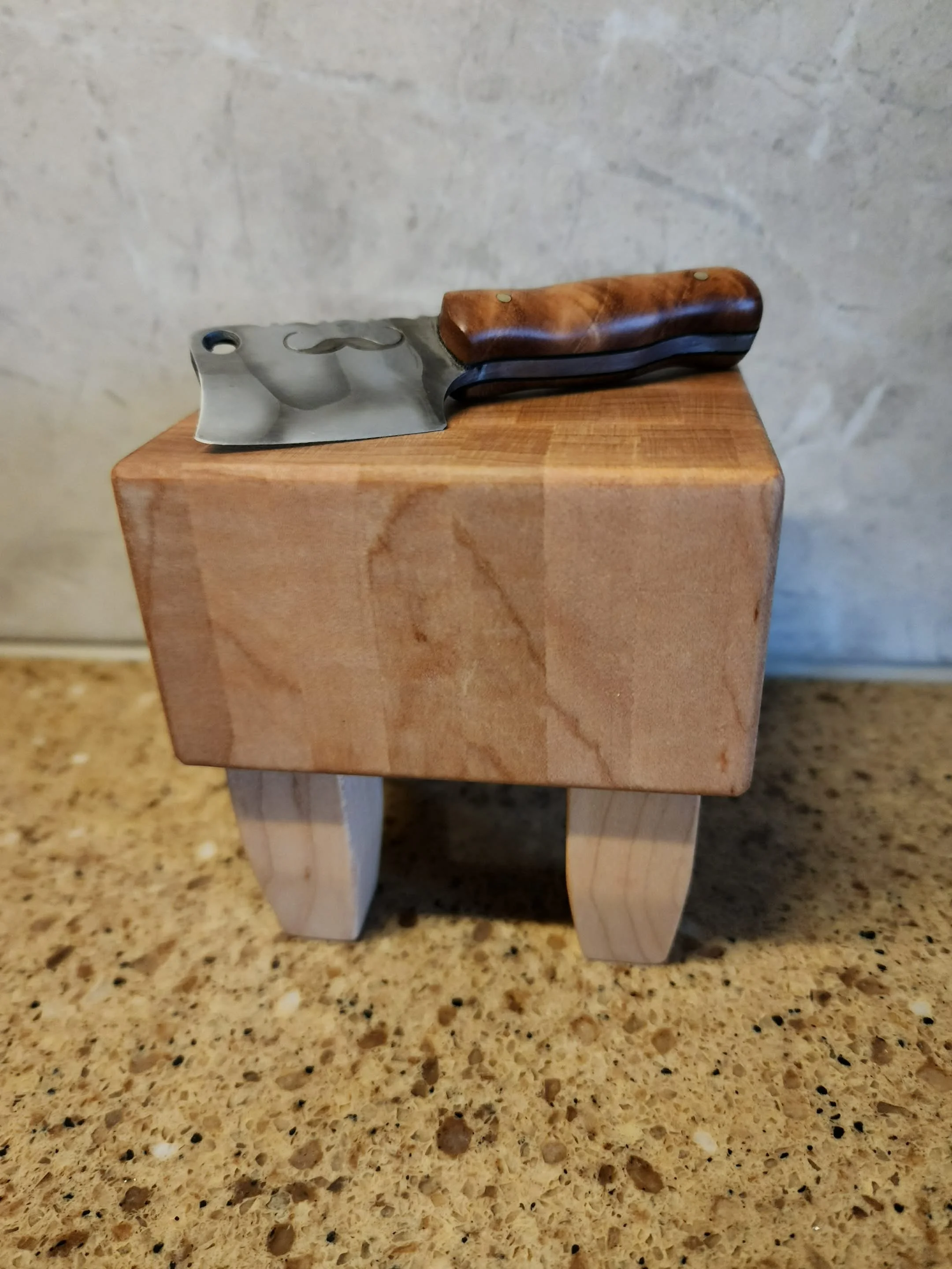 Garlic Chopper with mini butcher block table