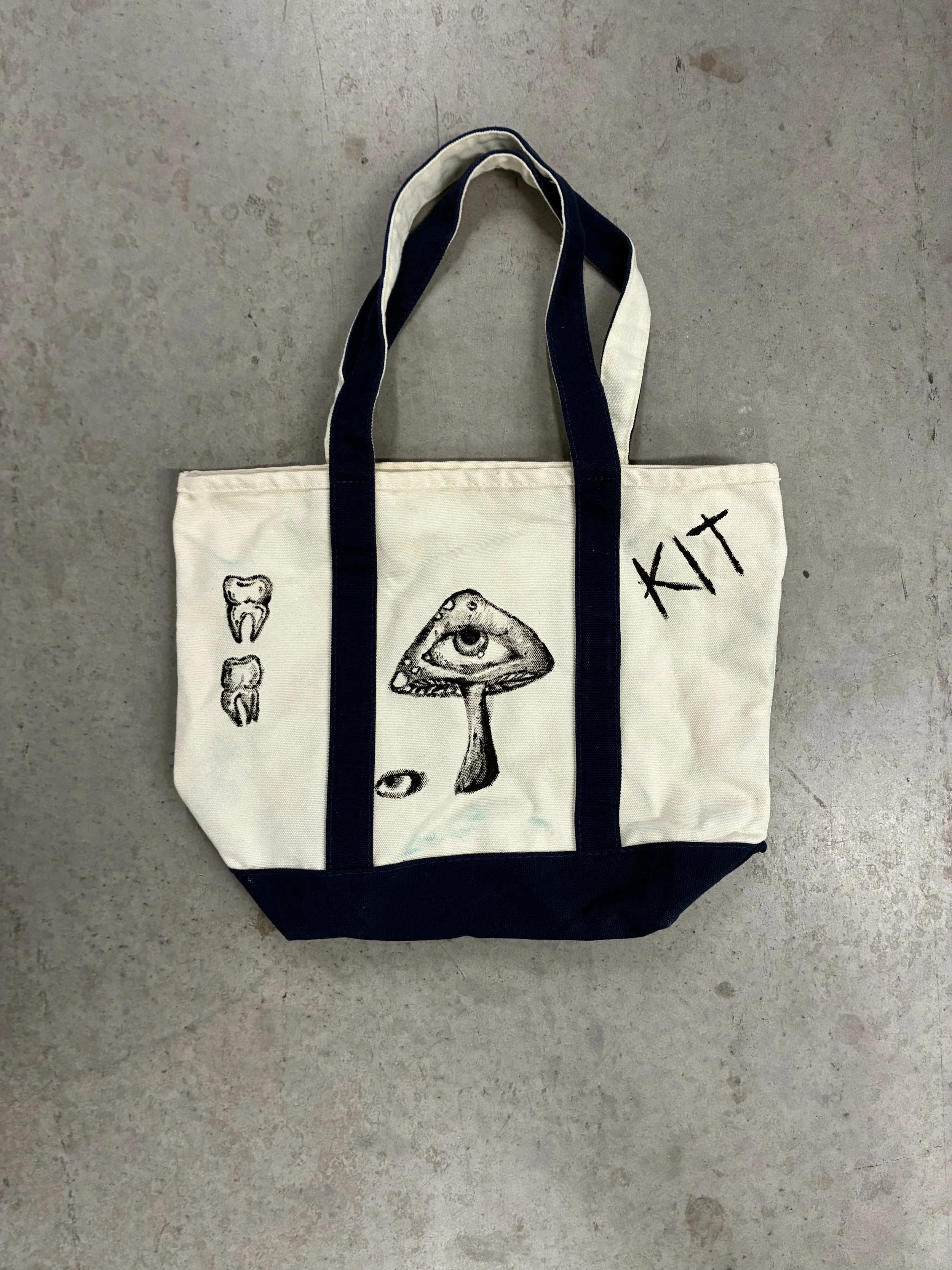 Tote 1 Image 1.jpeg