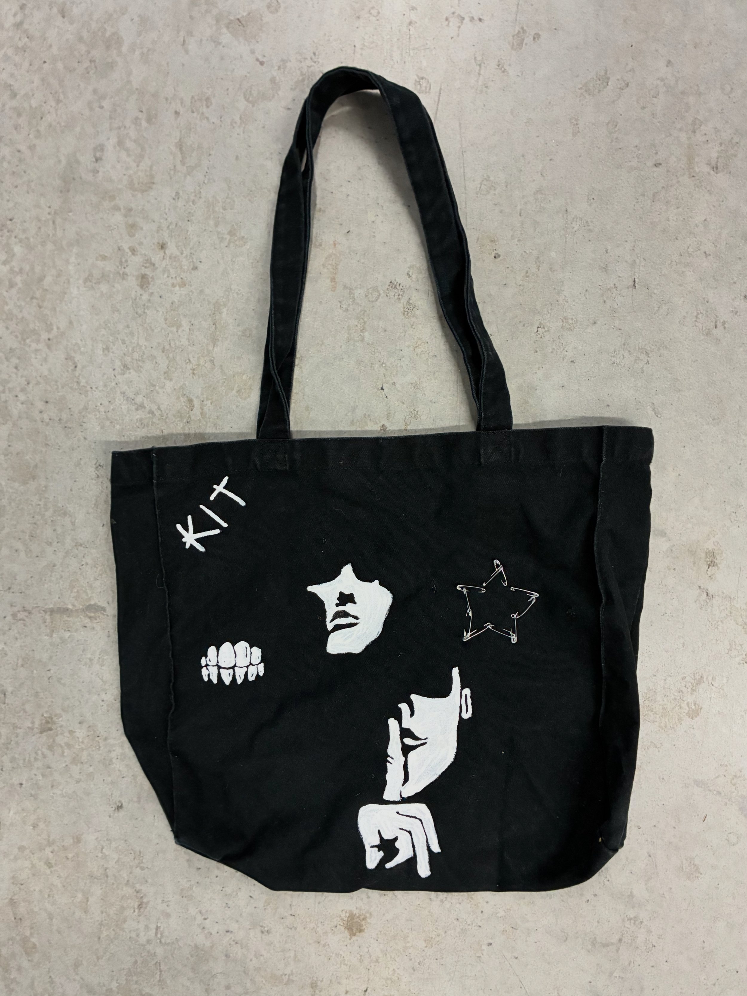 Tote 2 Image 1.JPG
